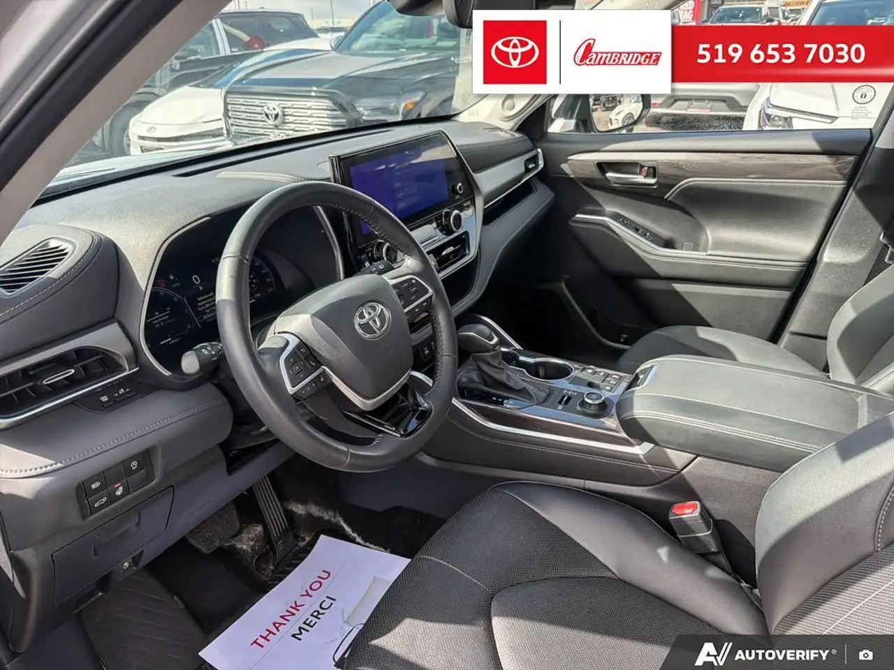 Toyota Highlander снимка Toyota Highlander