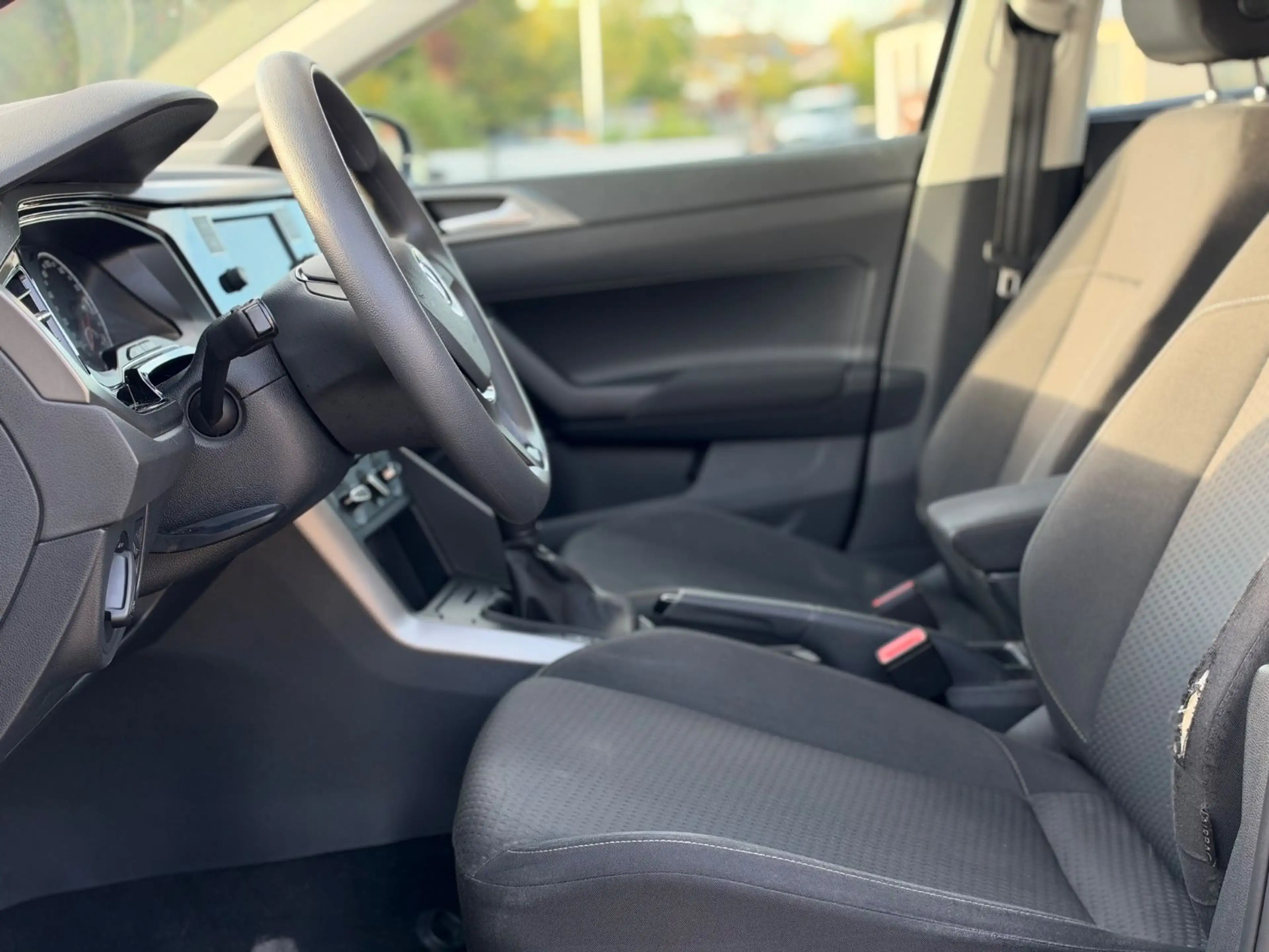 Volkswagen Polo VI Comfortline *Klima*SHZ*PDC* — photo 9