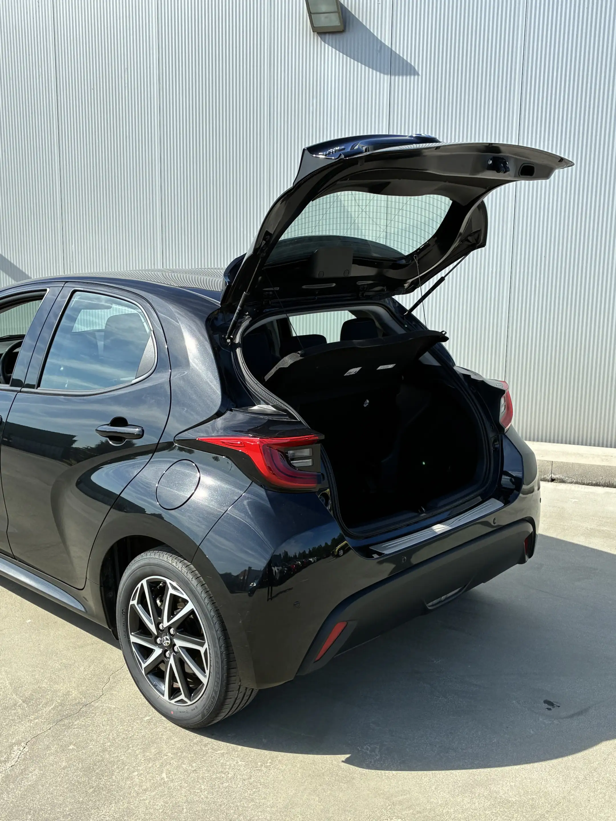 Toyota Yaris 1.5 Hybrid Dynamic Automaat | Achteruitrijcamera | — photo 13