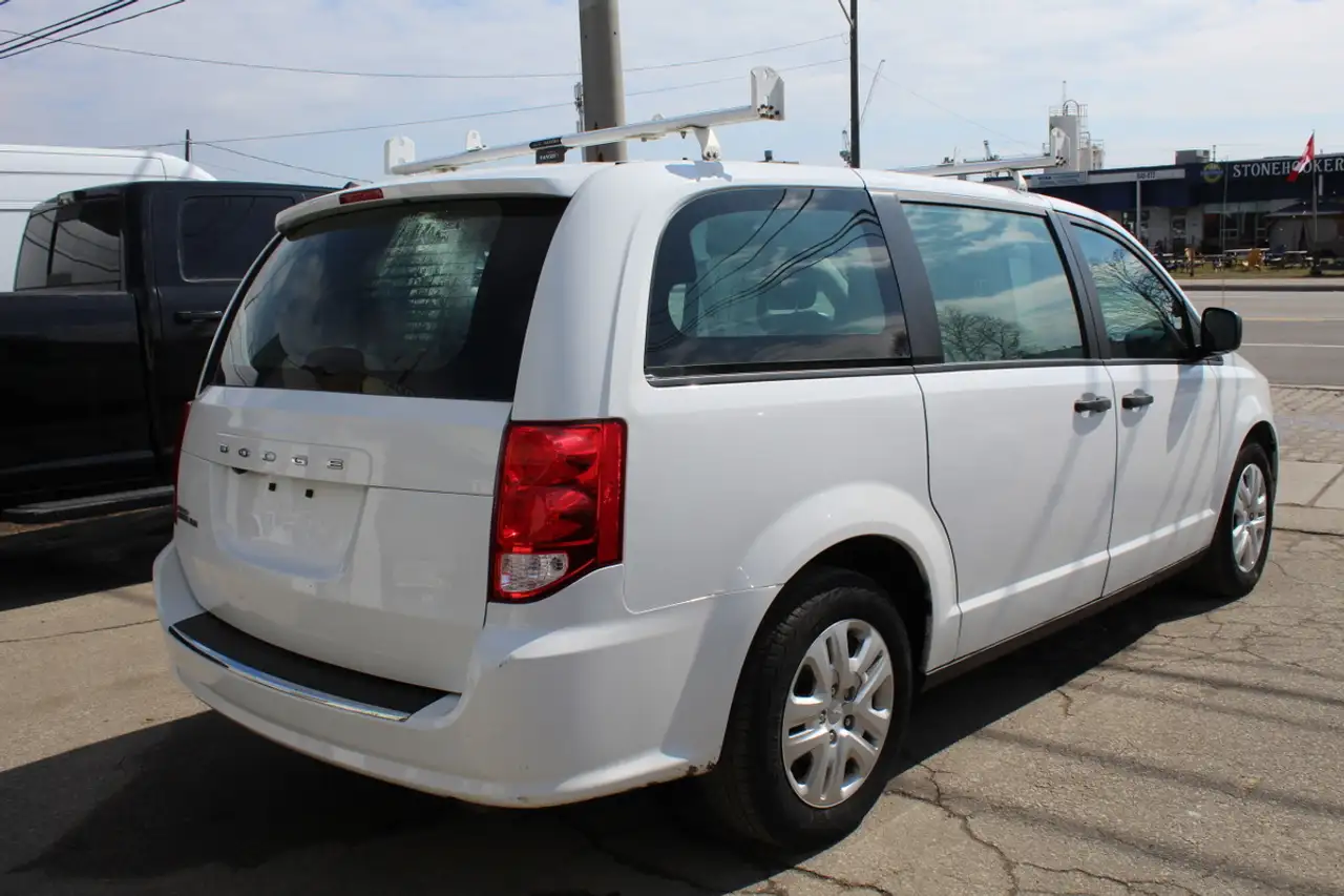 Dodge Grand Caravan снимка Dodge Grand Caravan