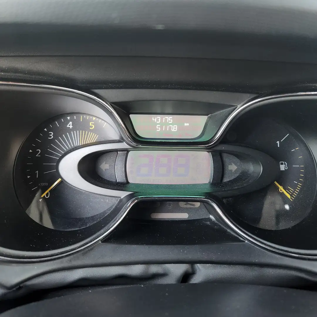 Renault Captur 1.5 dci Excite 110cv - 1