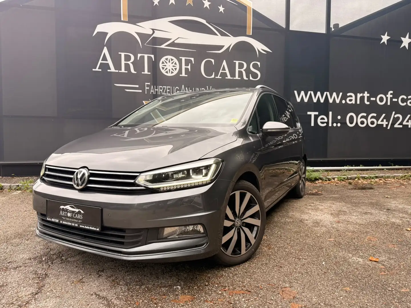 Volkswagen Touran Highline 2.0 TDI DSG/ PDC/ACC/Ab 196 Euro im Monat Grau - 1