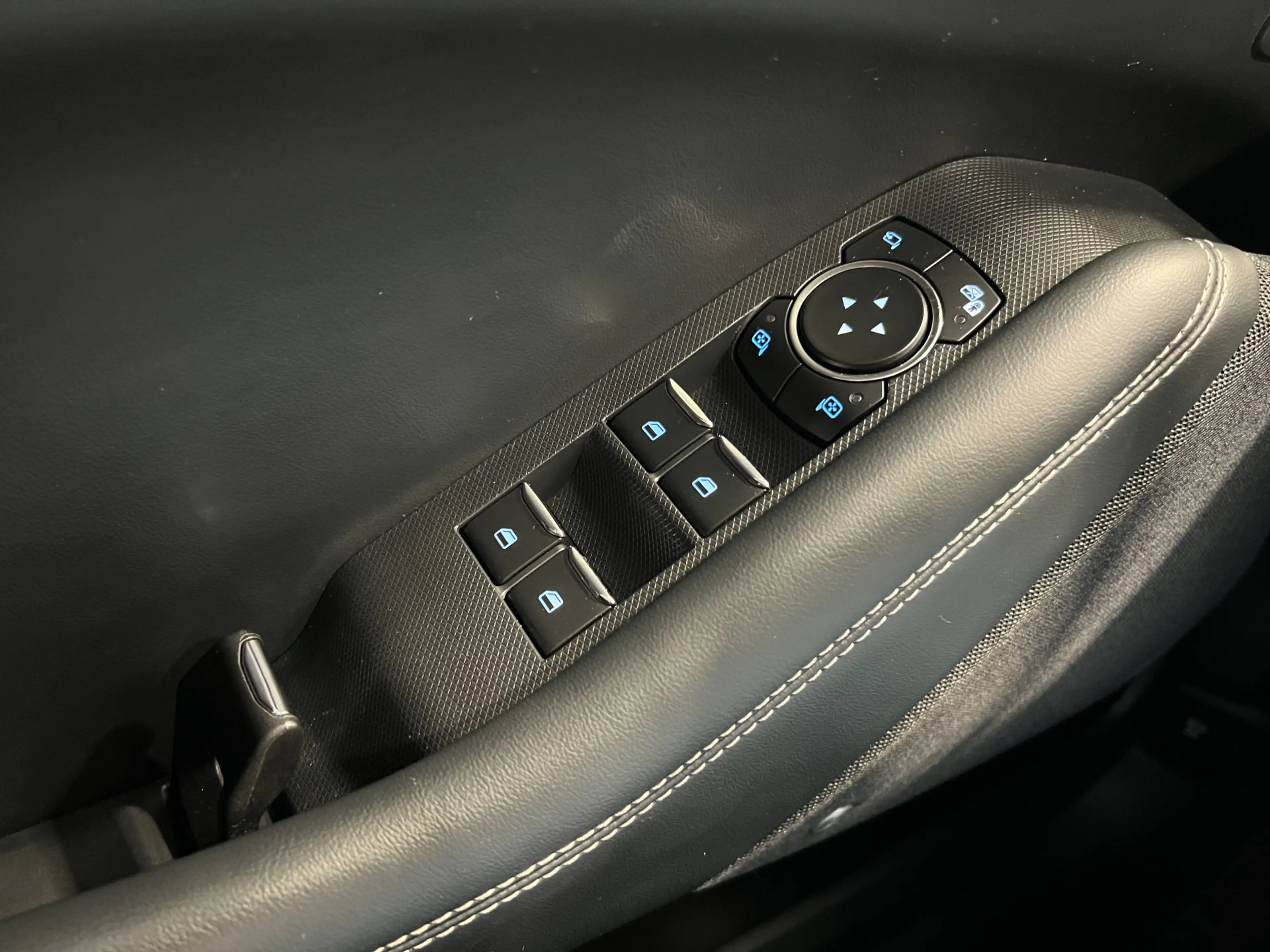 Ford Mustang Mach-E Extended RWD 98 kWh | Navigatie/Android/Apple Carp — photo 30