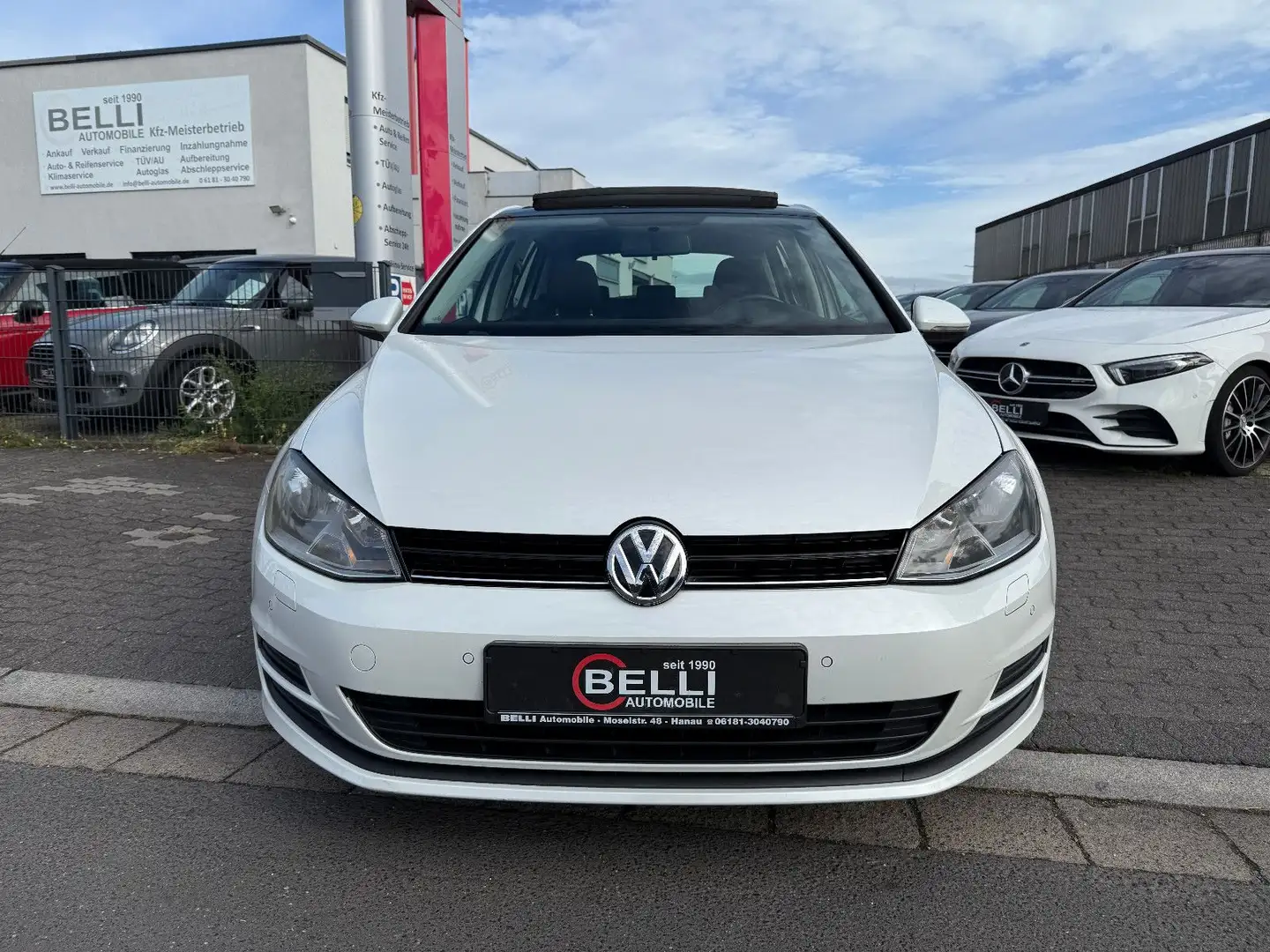 Volkswagen Golf VII 1,2 TSI Comfortline PANO FINANZIERUNG Blanc - 2