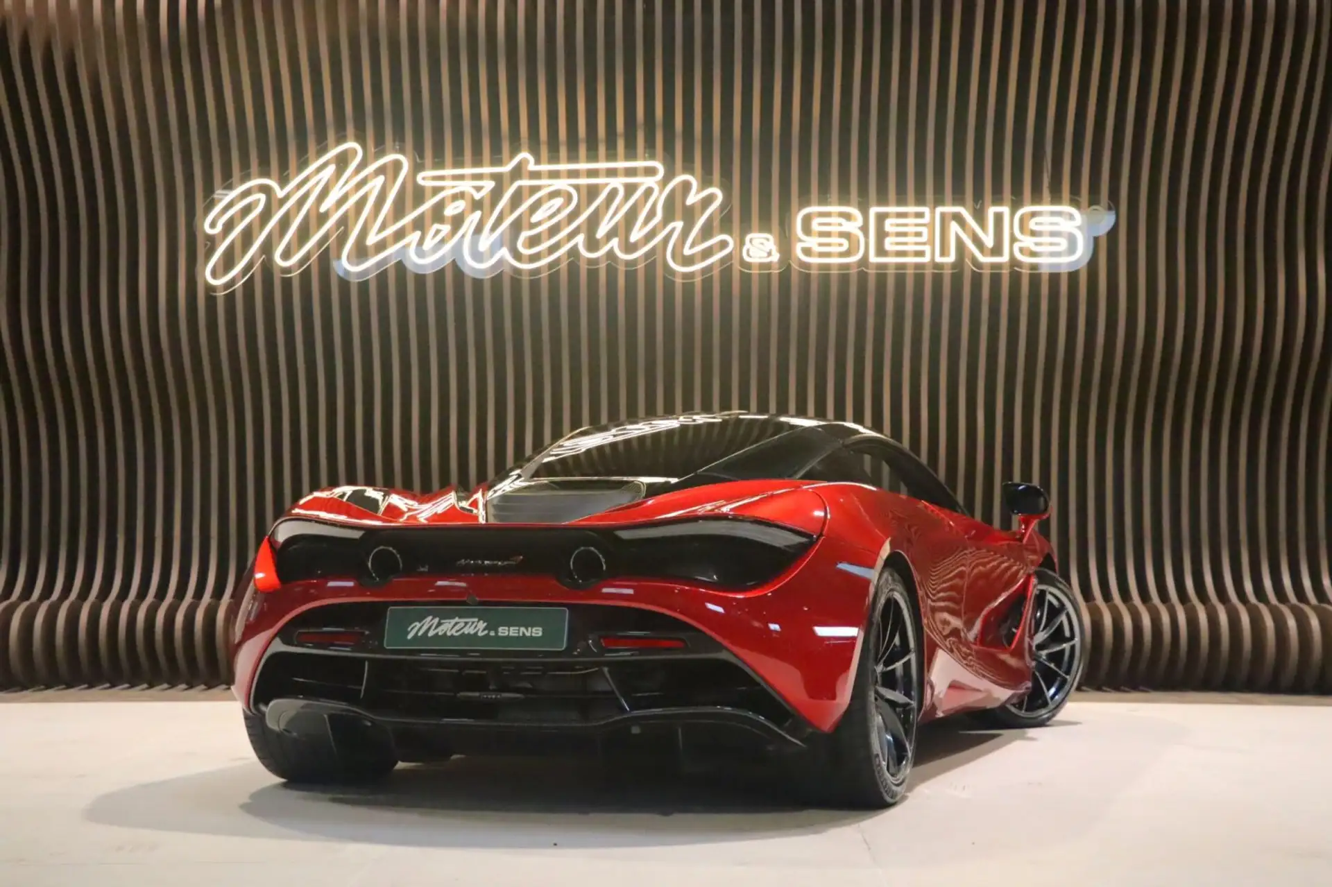 맥라렌 720S 720 2025 레드 사진 2
