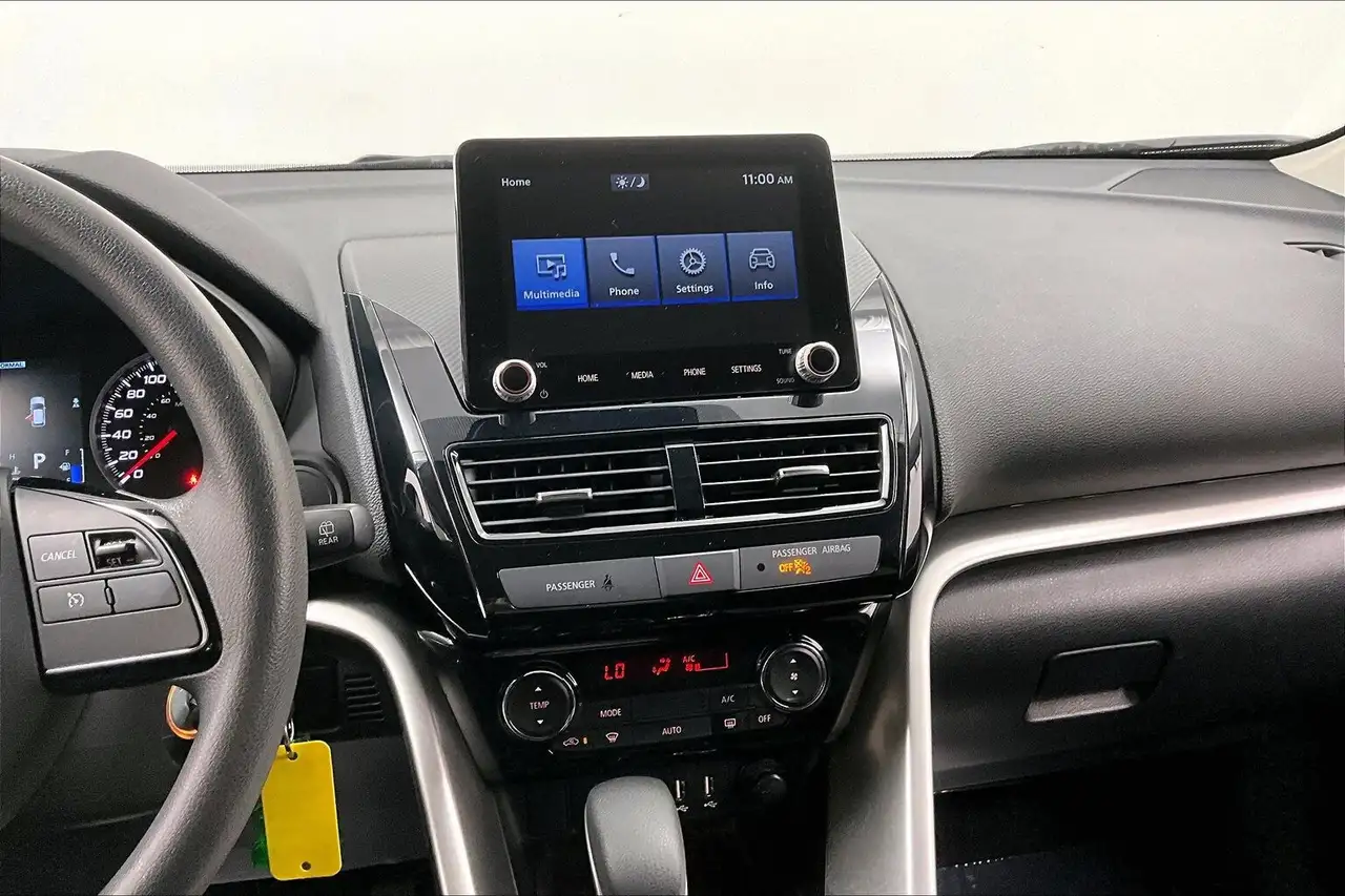 Mitsubishi Eclipse Cross снимка Mitsubishi Eclipse Cross