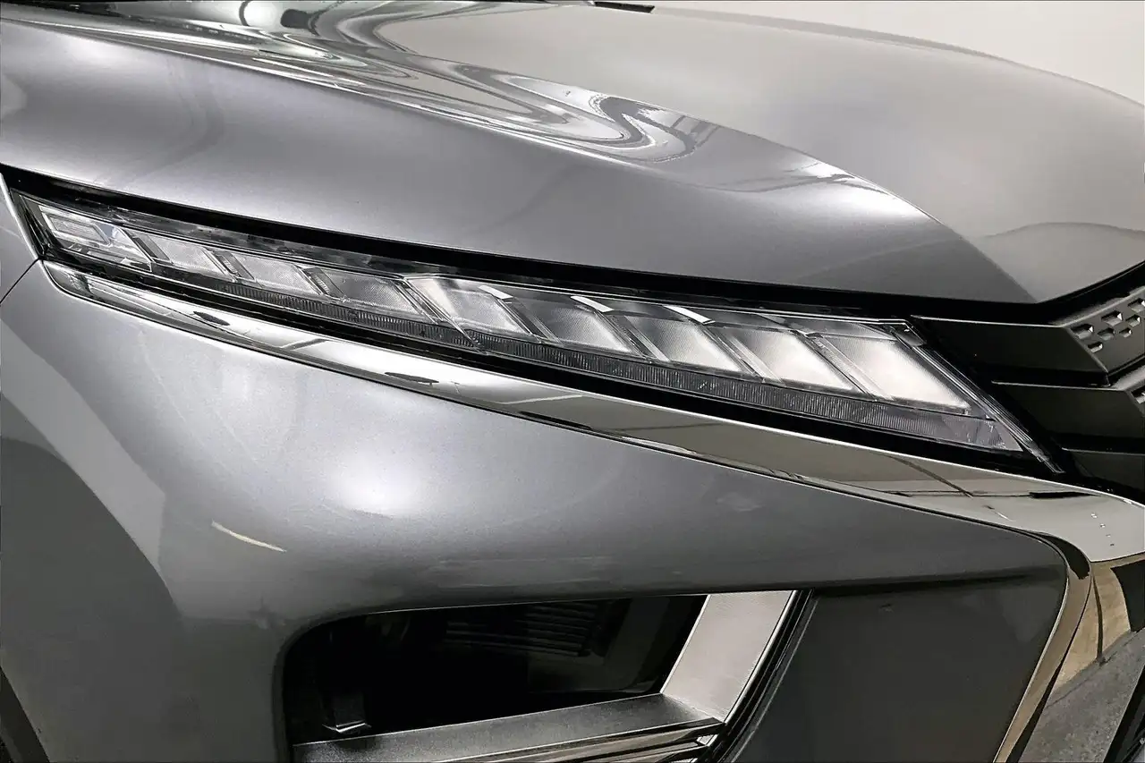 Mitsubishi Eclipse Cross снимка Mitsubishi Eclipse Cross