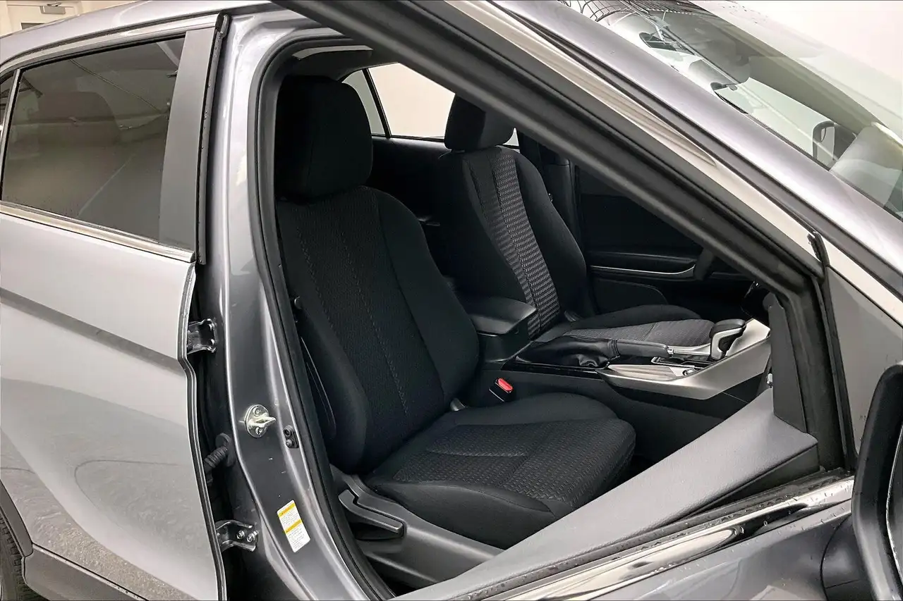 Mitsubishi Eclipse Cross снимка Mitsubishi Eclipse Cross