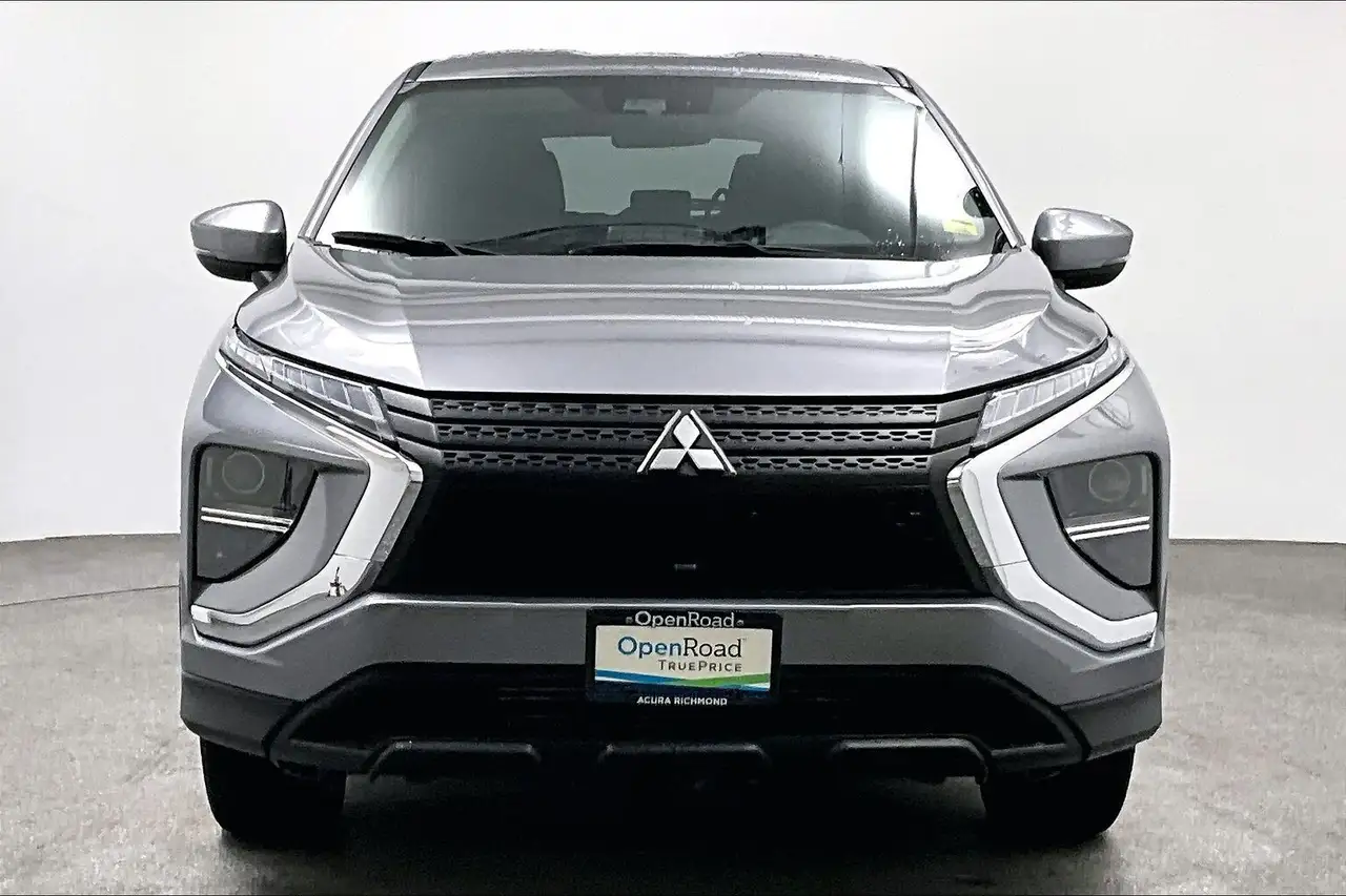 Mitsubishi Eclipse Cross снимка Mitsubishi Eclipse Cross
