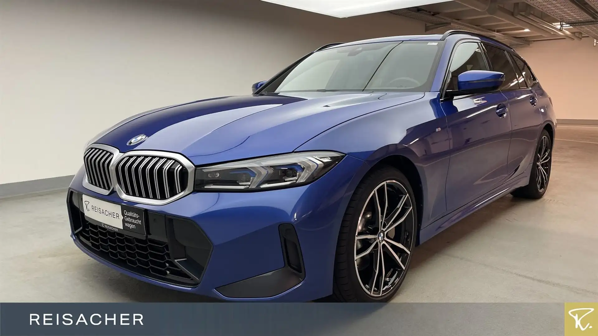 BMW 330 i A xDrive Tou M-Sport Pano adapLED LCPlus Blau - 1