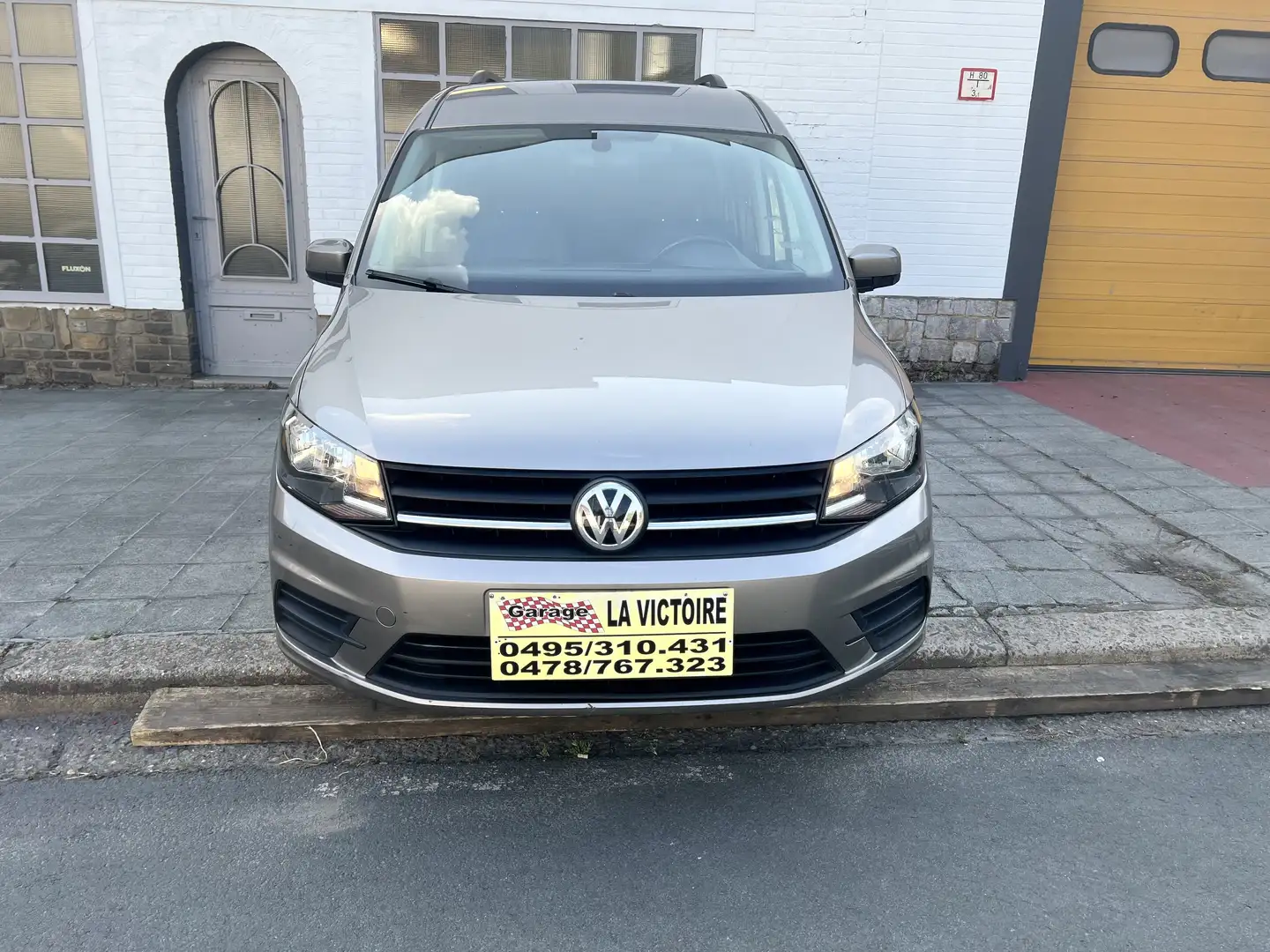 Volkswagen Caddy 2.0 TDi 7 PLaces CLim//Cuir//Euro 6b Grijs - 2