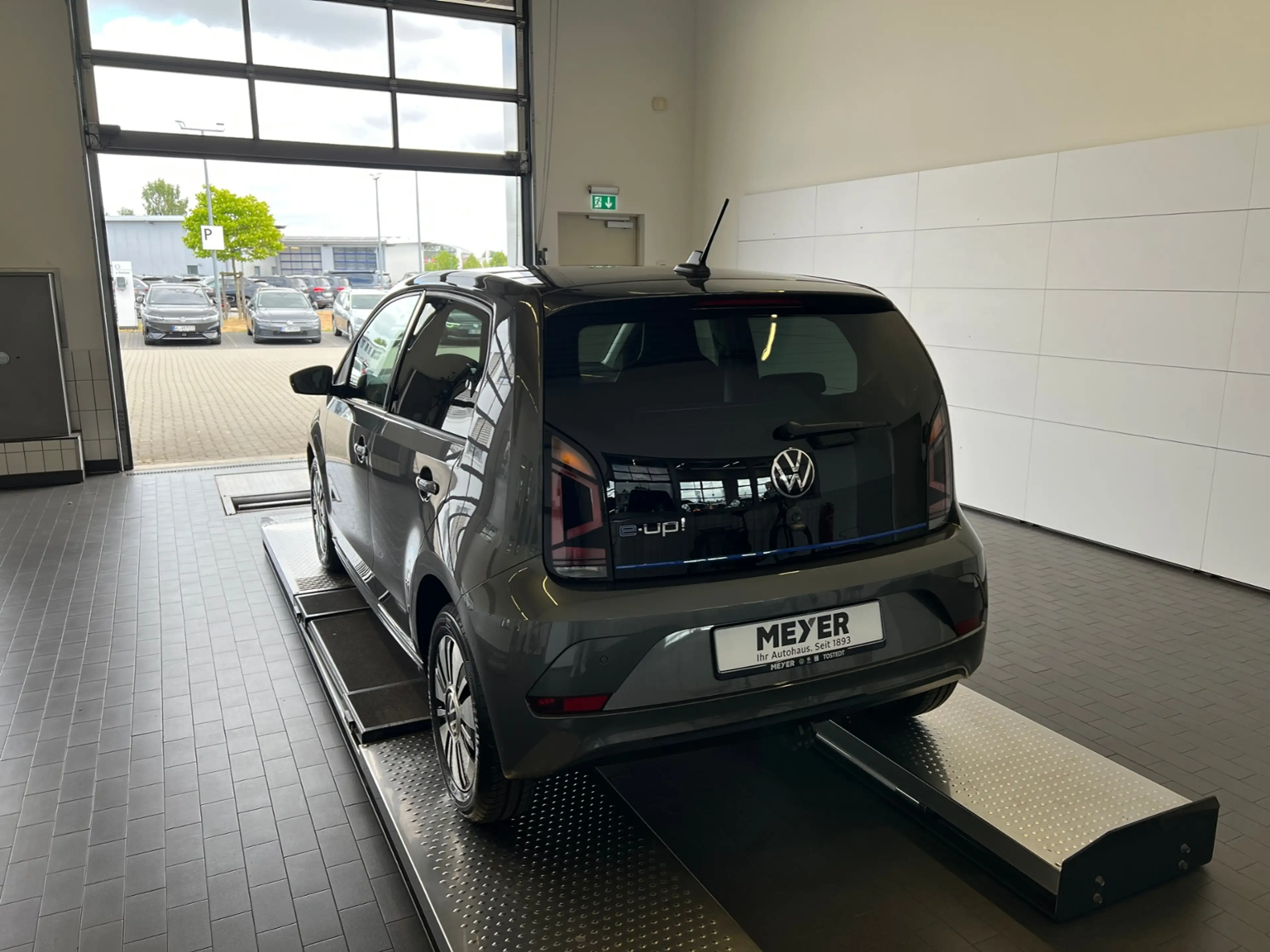 Volkswagen up! Style "Plus" *Climatronic, Sitzhzg., Kamera, 15'- — photo 3