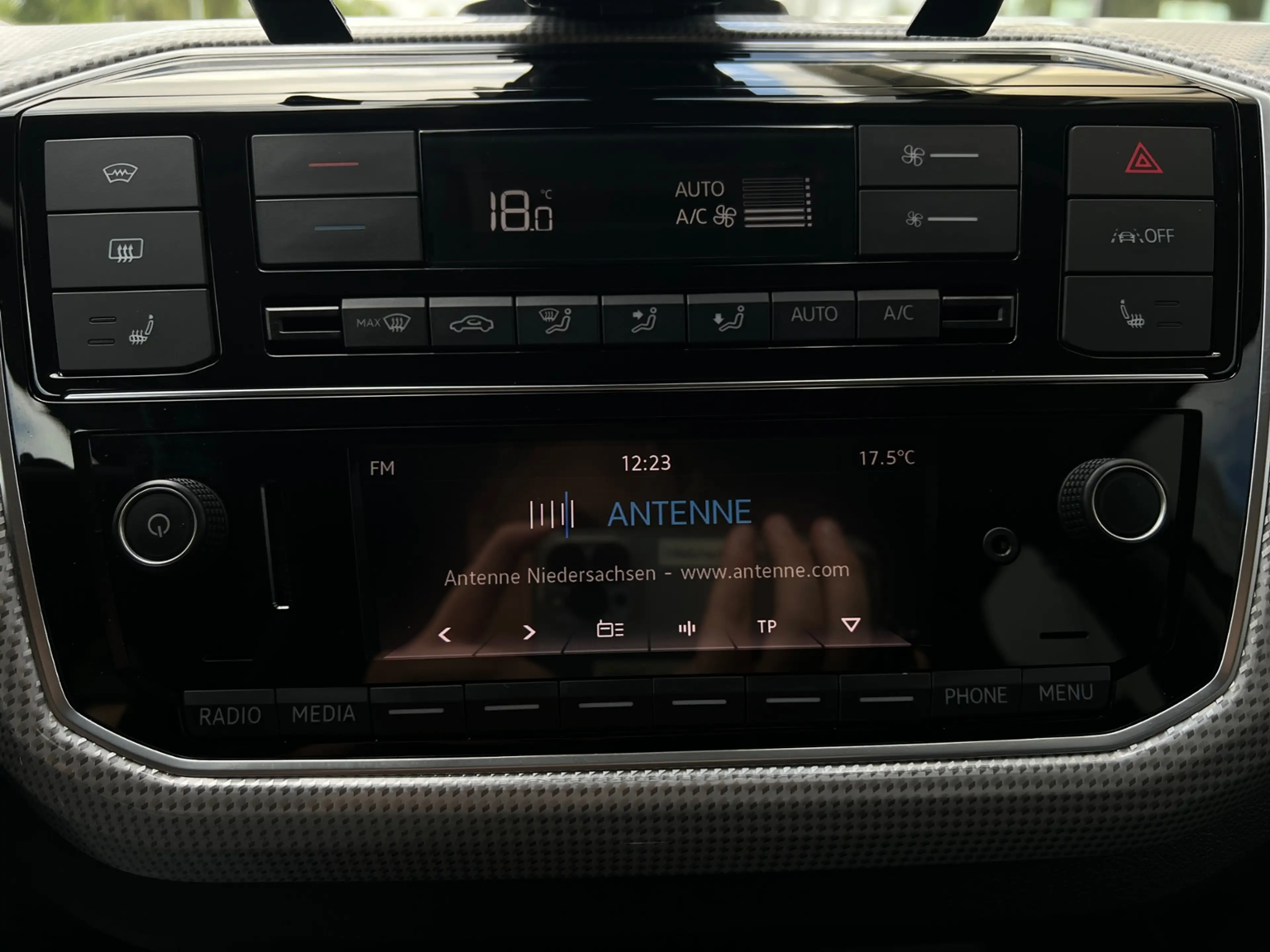 Volkswagen up! Style "Plus" *Climatronic, Sitzhzg., Kamera, 15'- — photo 14