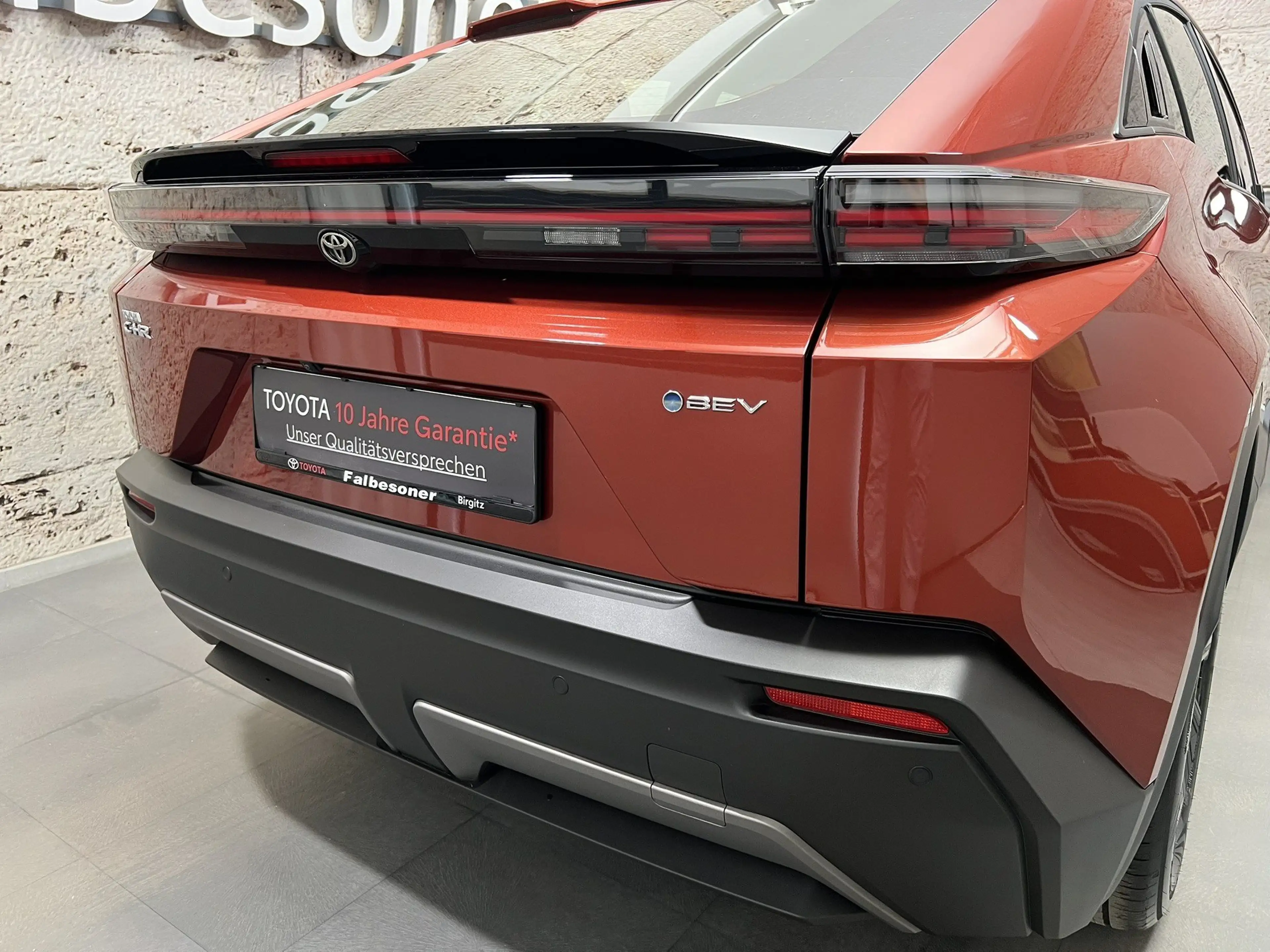 Toyota C-HR+ Active — photo 5