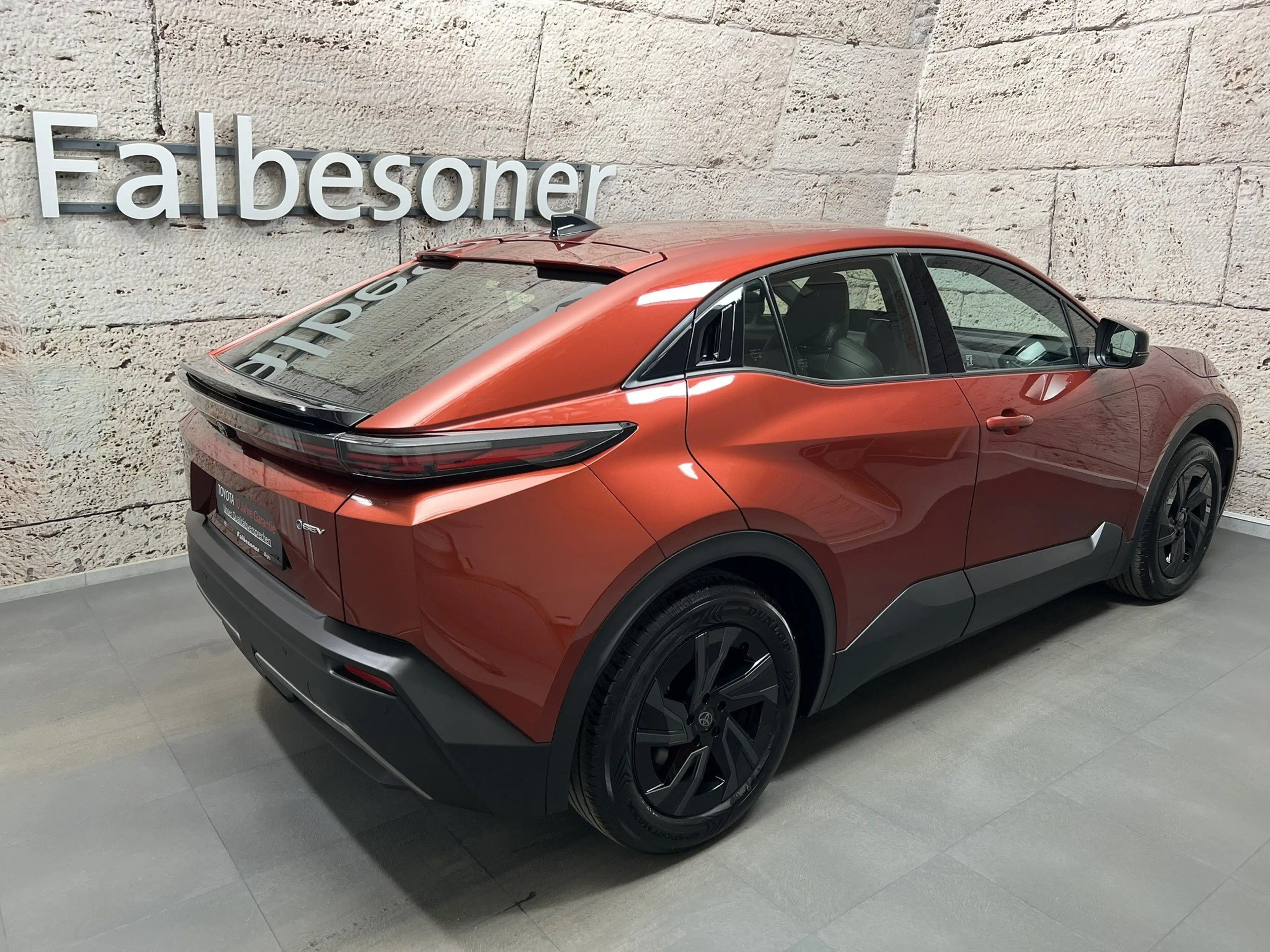 Toyota C-HR+ Active — photo 3
