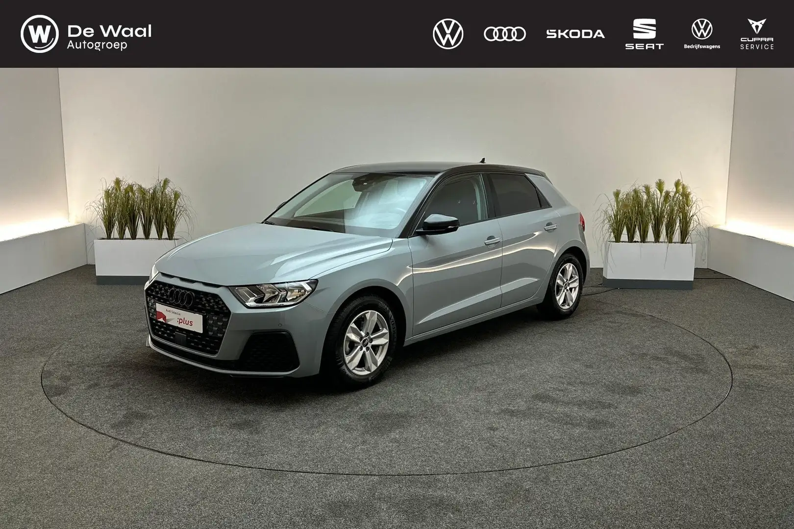Audi A1 Sportback 25 TFSI 95pk Pro Line | Parkeersensoren Grijs - 1