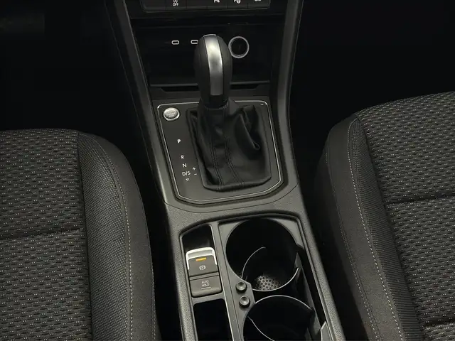 Volkswagen Touran view 12