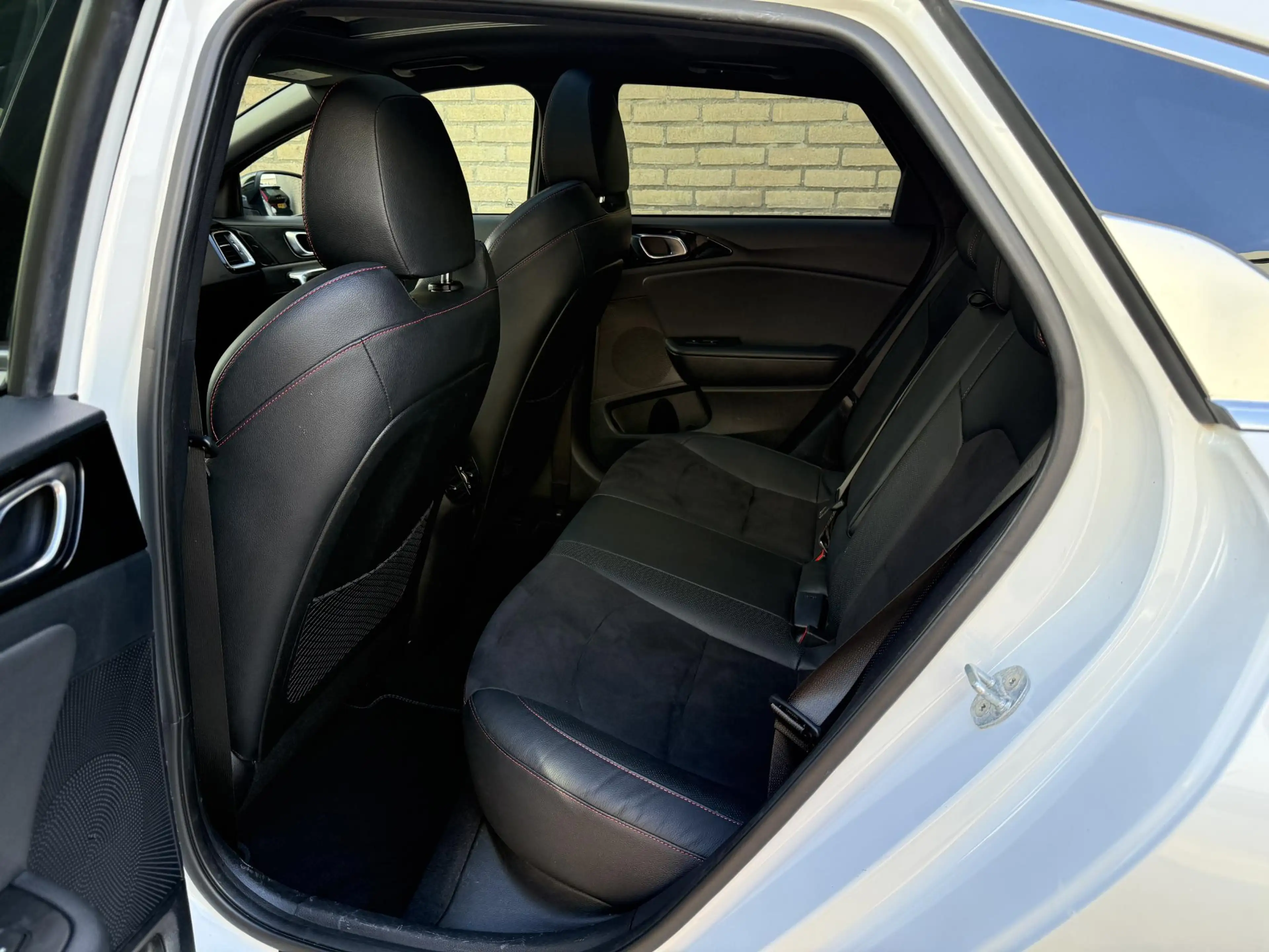 Kia ProCeed / pro_cee'd 1.6 T-GDI 204pk GT-line Automaat | Panoramadak | T — photo 12
