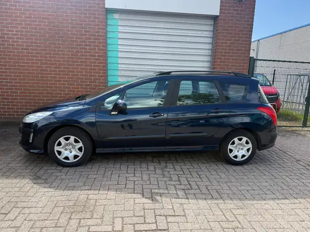 Peugeot 308 SW view 7