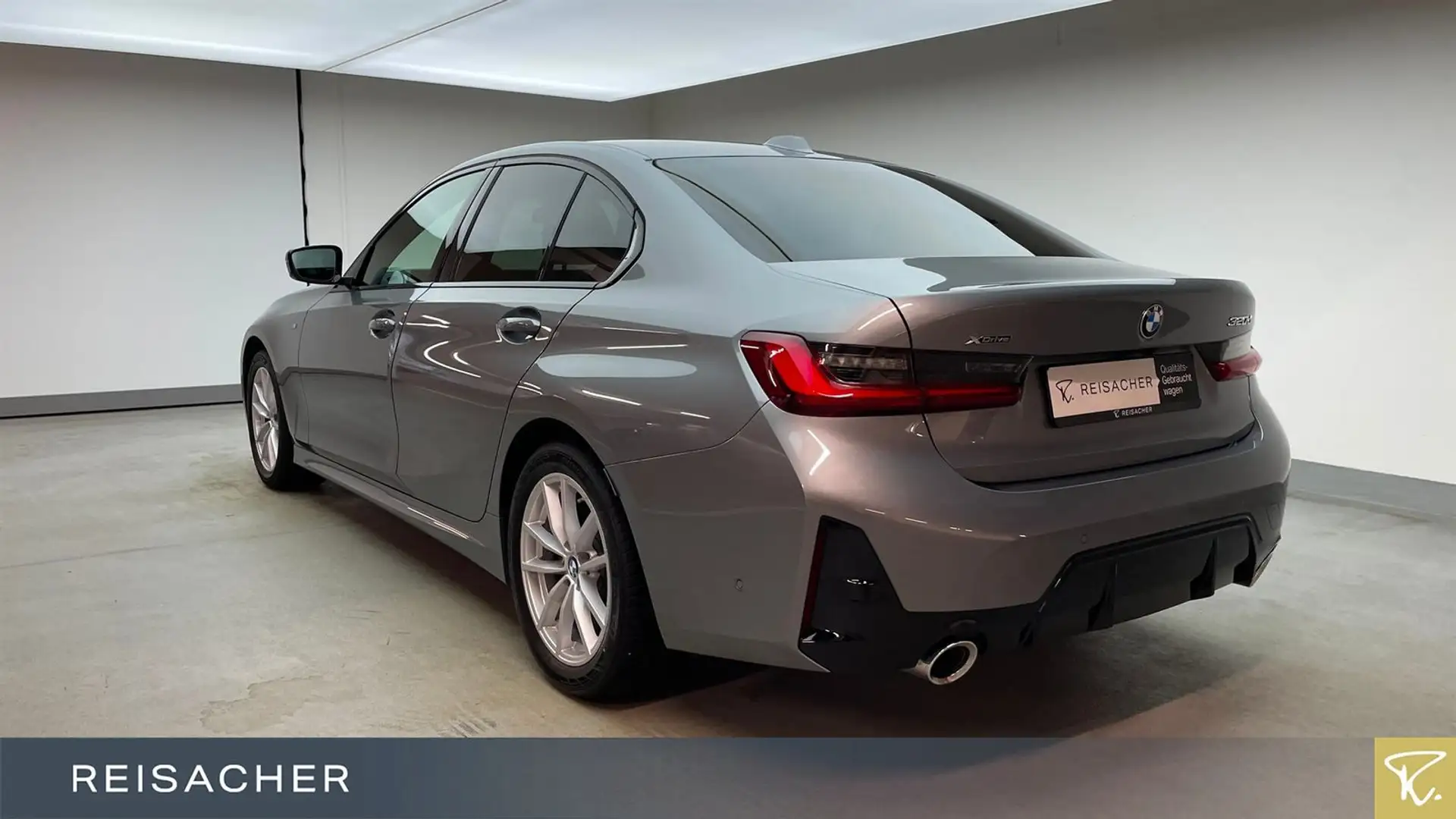 BMW 320 dA xDrive M-Sport LCProf ACC PA+ adapLED elHk Grau - 2