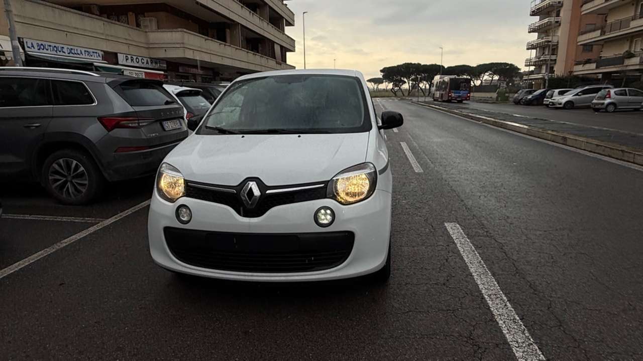 Renault Twingo LIMITEED C.AUTOMATICO LED PDC BLUETOOTH