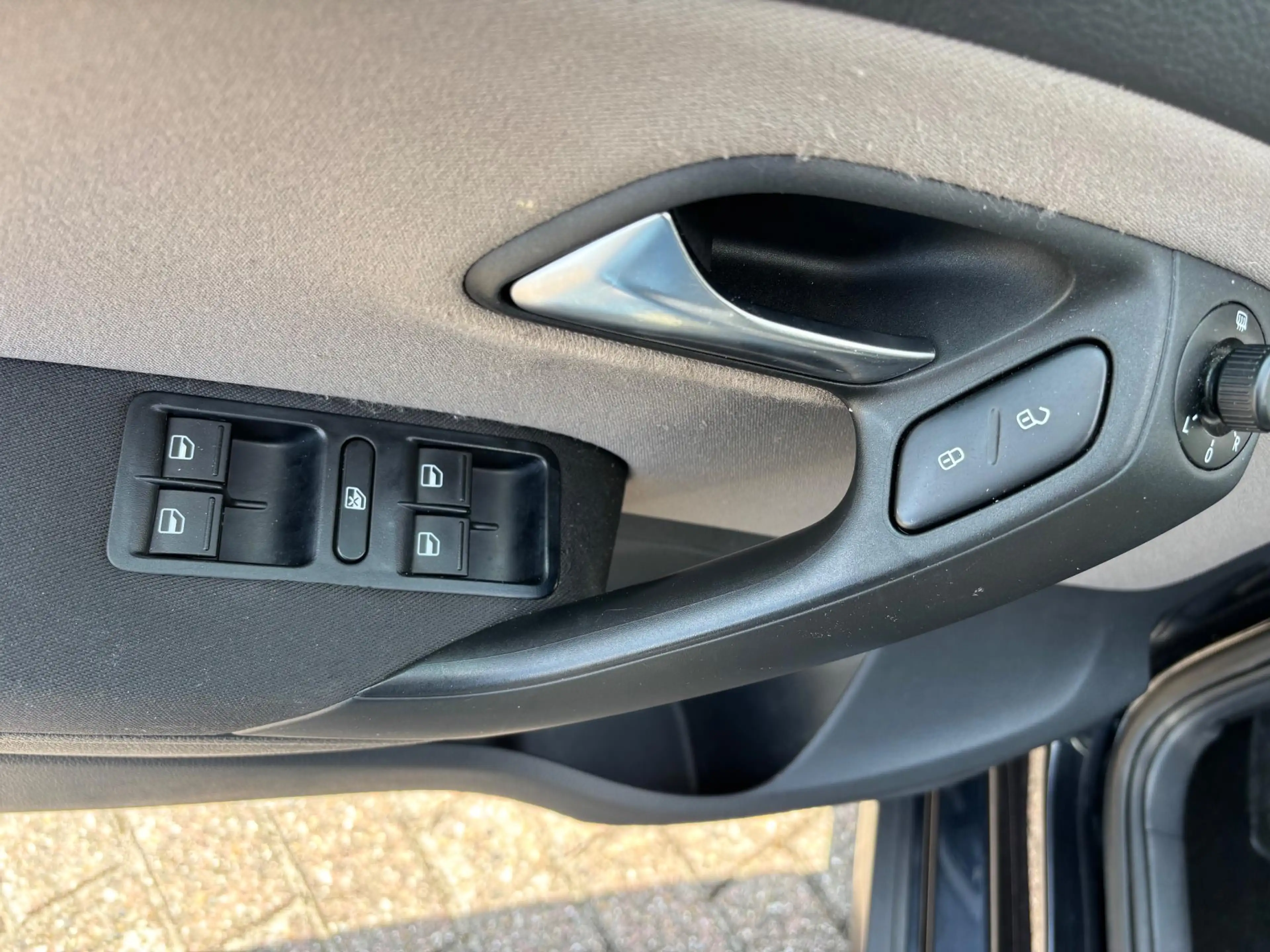 Volkswagen Polo Cross 1.2 TSI AIRCO NAVI — photo 13