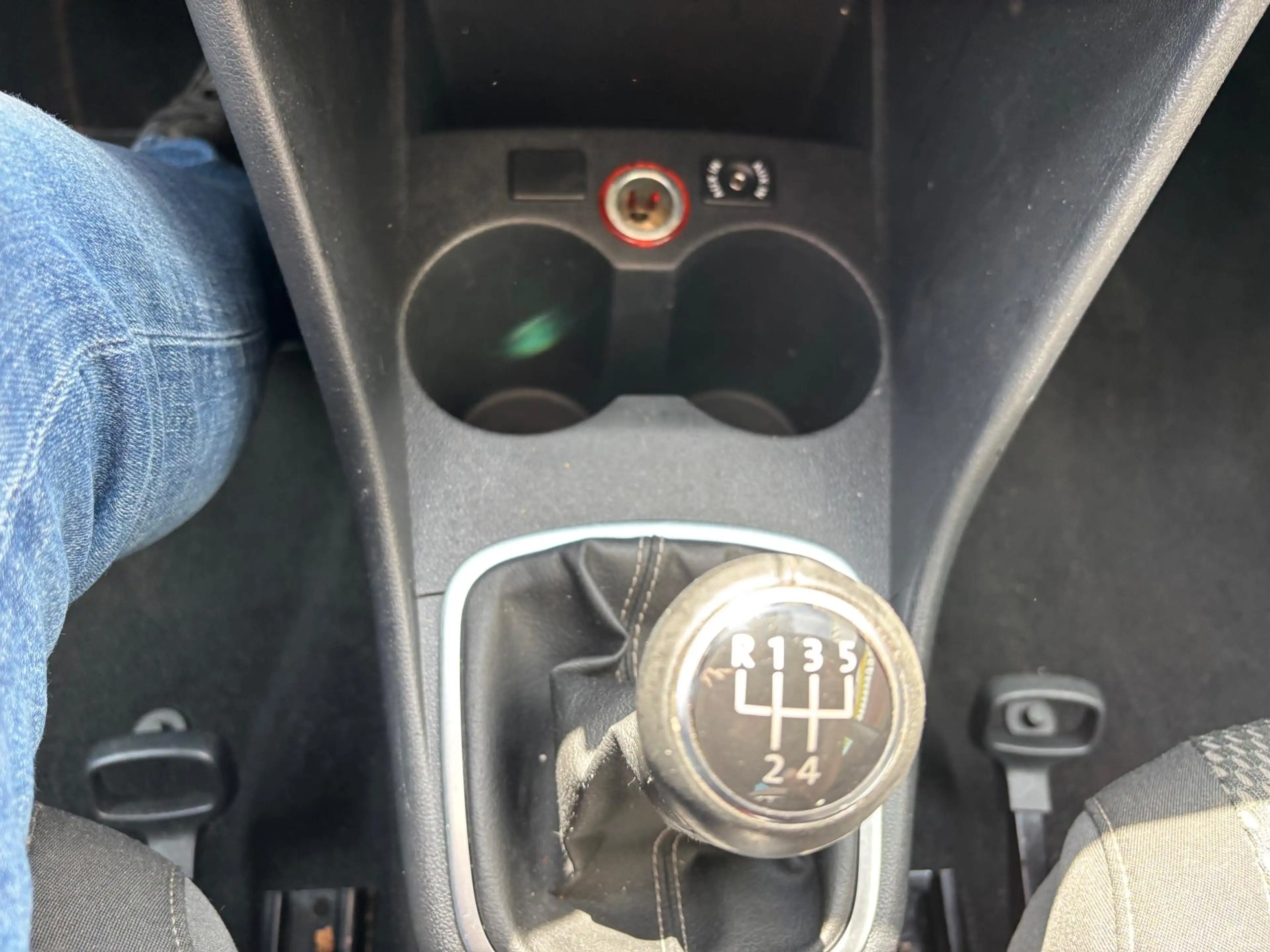 Volkswagen Polo Cross 1.2 TSI AIRCO NAVI — photo 9