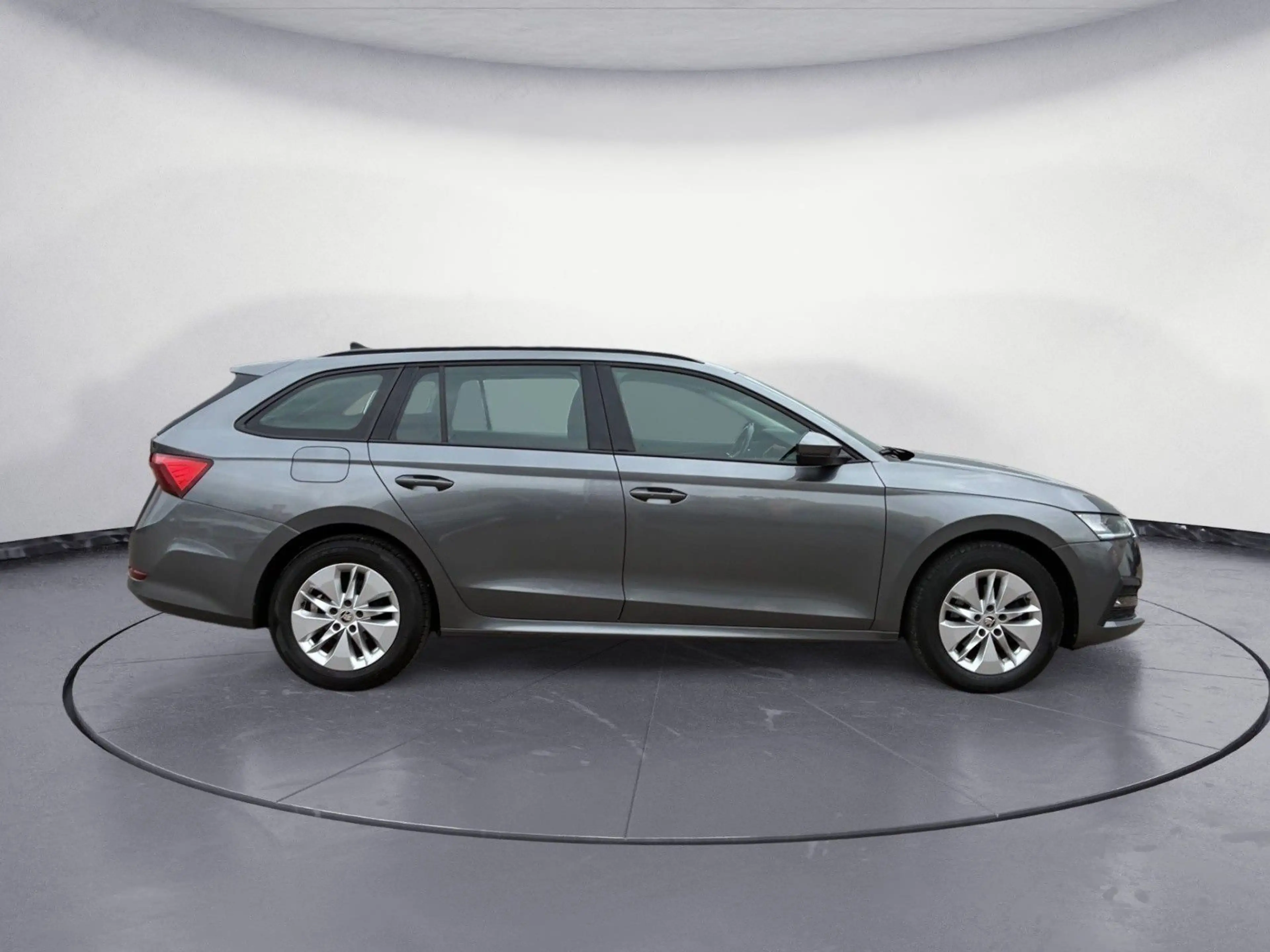 Skoda Octavia 2.0 TDI DSG AHK*SHZ*KEYLESS*AUTOMATIK — photo 5