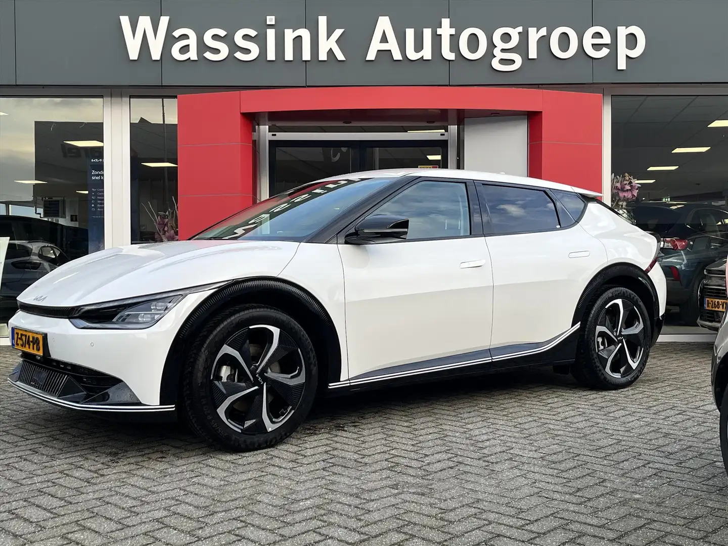 Kia EV6 77,4kWh 229pk RWD Edition Advanced | Winterpakket Wit - 2