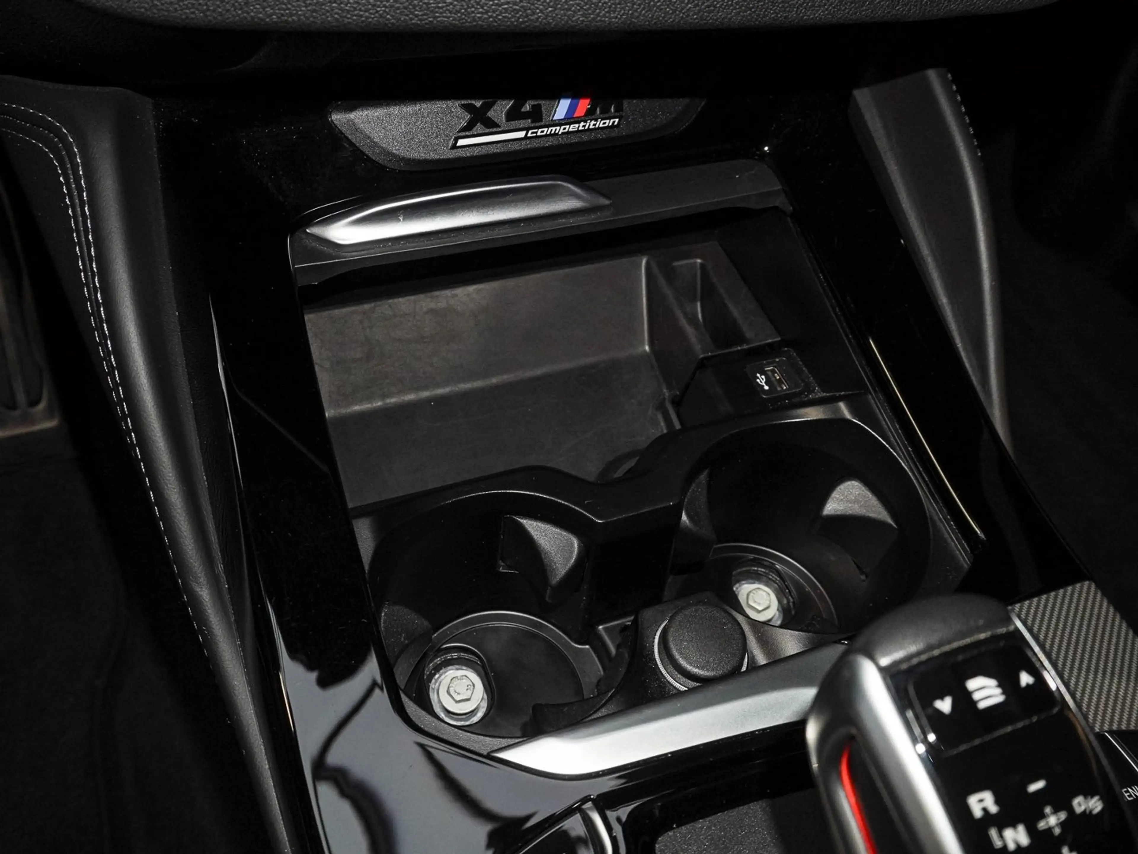 BMW X4 M Competition — photo 13