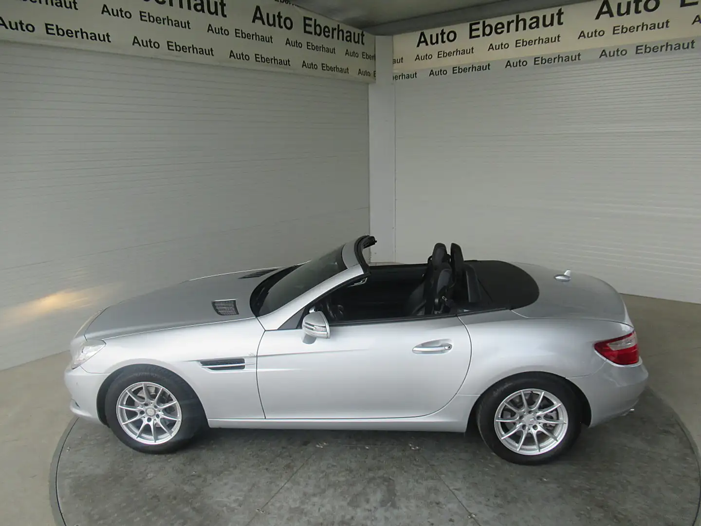 Mercedes-Benz SLK 200 BlueEfficiency Aut. *Tempomat *Klima *Sitz- & N... Grau - 2