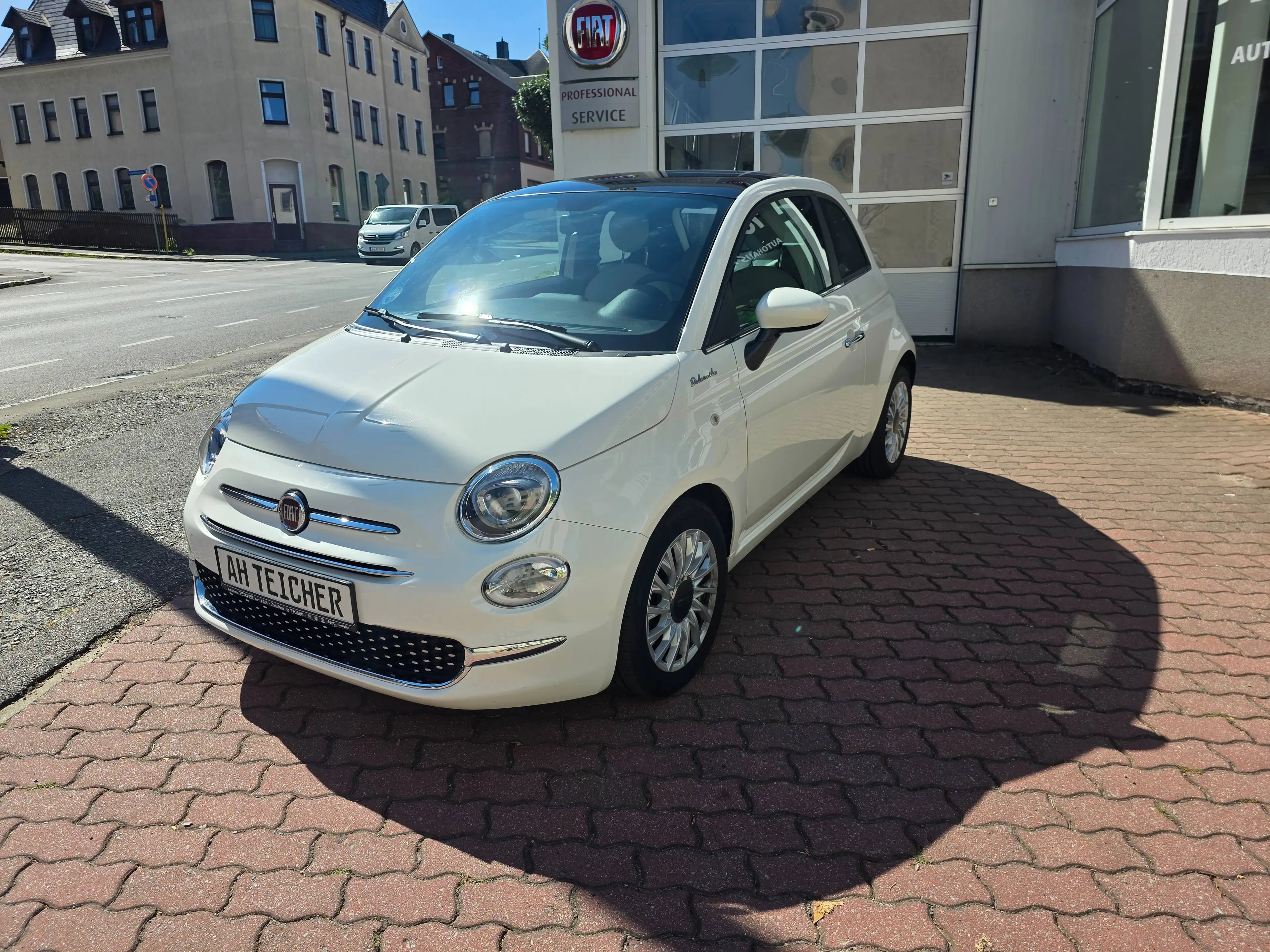 Fiat 500 DolceVita Hybrid — photo 7