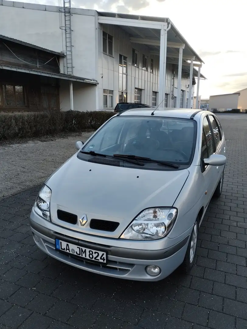 Renault Scenic 1.6 Authentique - 1