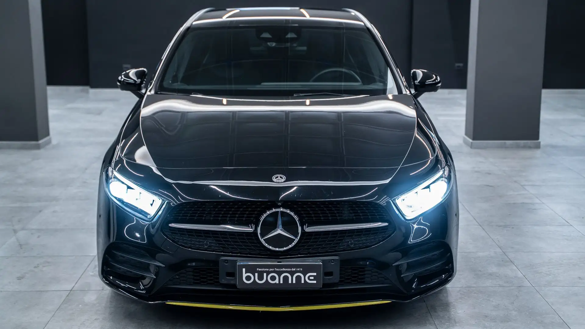 Mercedes-Benz A 180 D PREMIUM "EDITION 1" BURMESTER PACK LUCI CAM 360 Negru - 2