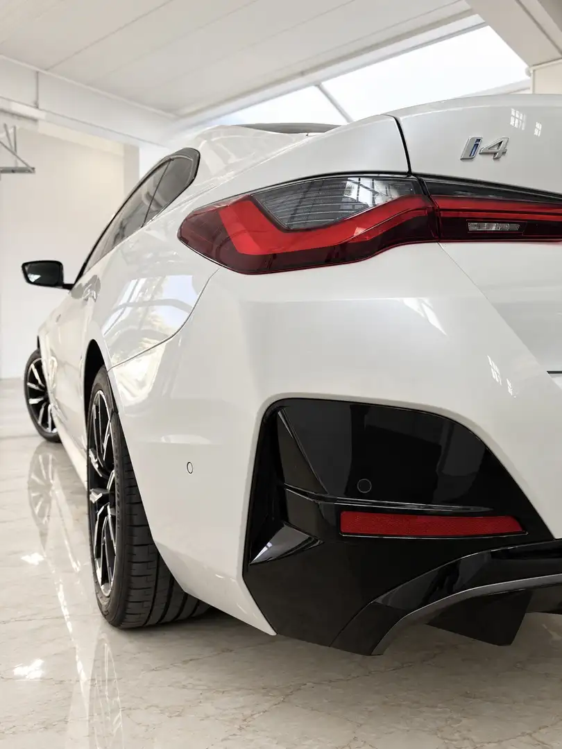 BMW i4 eDrive40 M Sport - 2