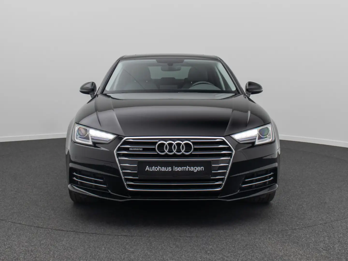 Audi A4 quattro design Xenon PDC GSD Limit HiFi 18LM Negro - 2