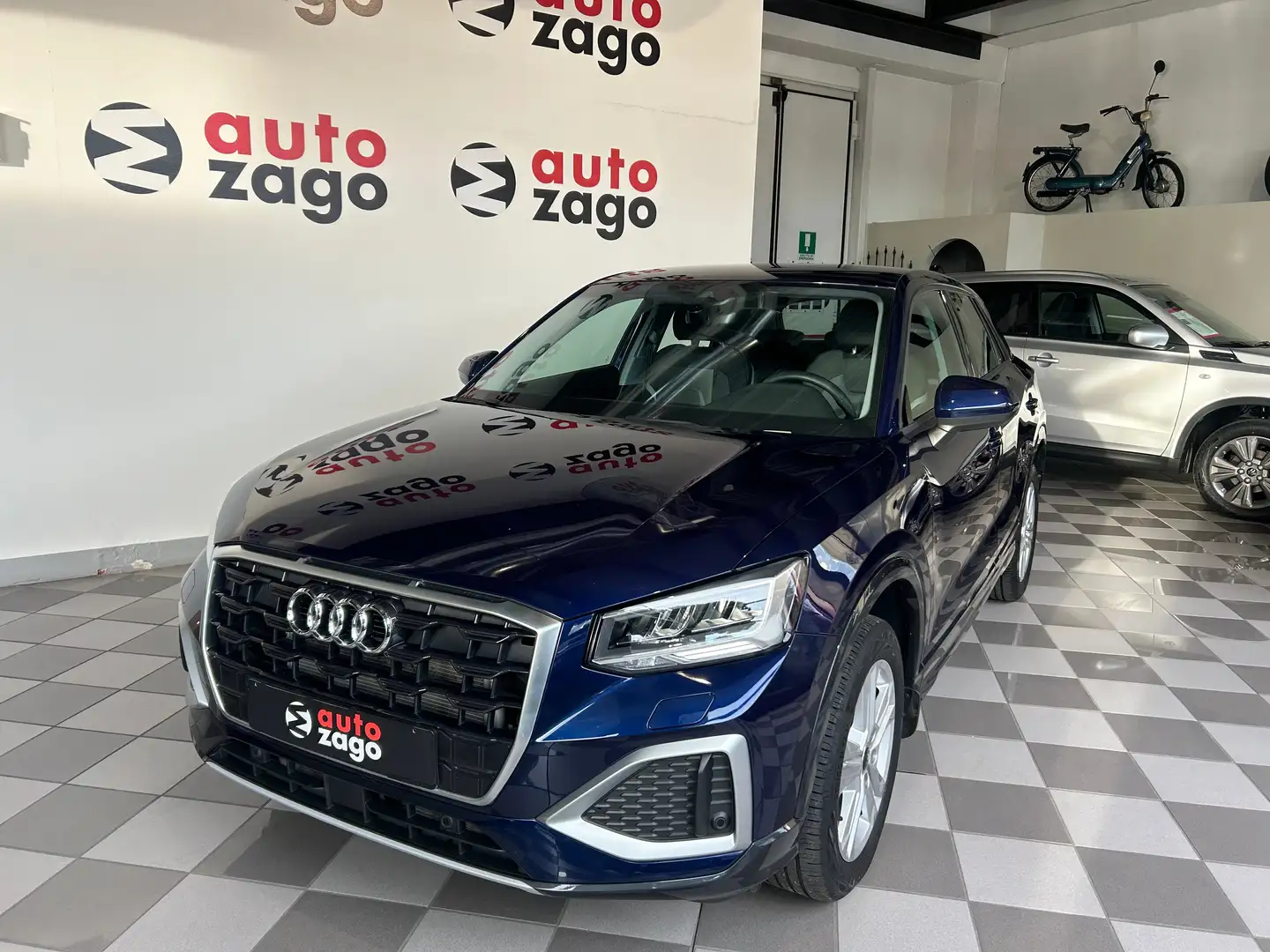 Audi Q2 35 1.5 tfsi Business Advanced s-tronic Blu/Azzurro - 1