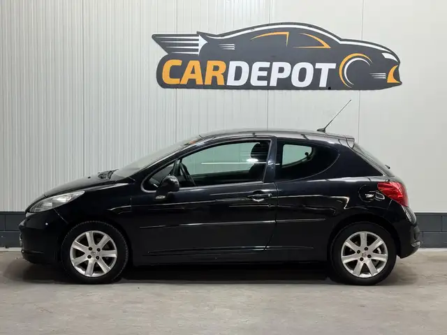Peugeot 207 view 8