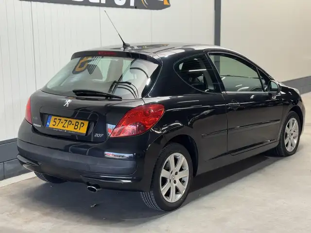 Peugeot 207 view 5