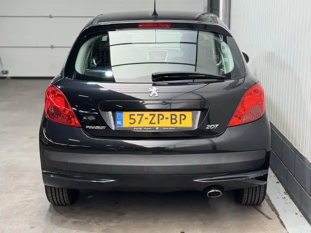 Peugeot 207 view 6