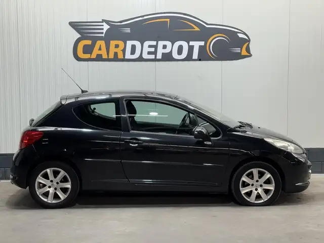 Peugeot 207 view 4