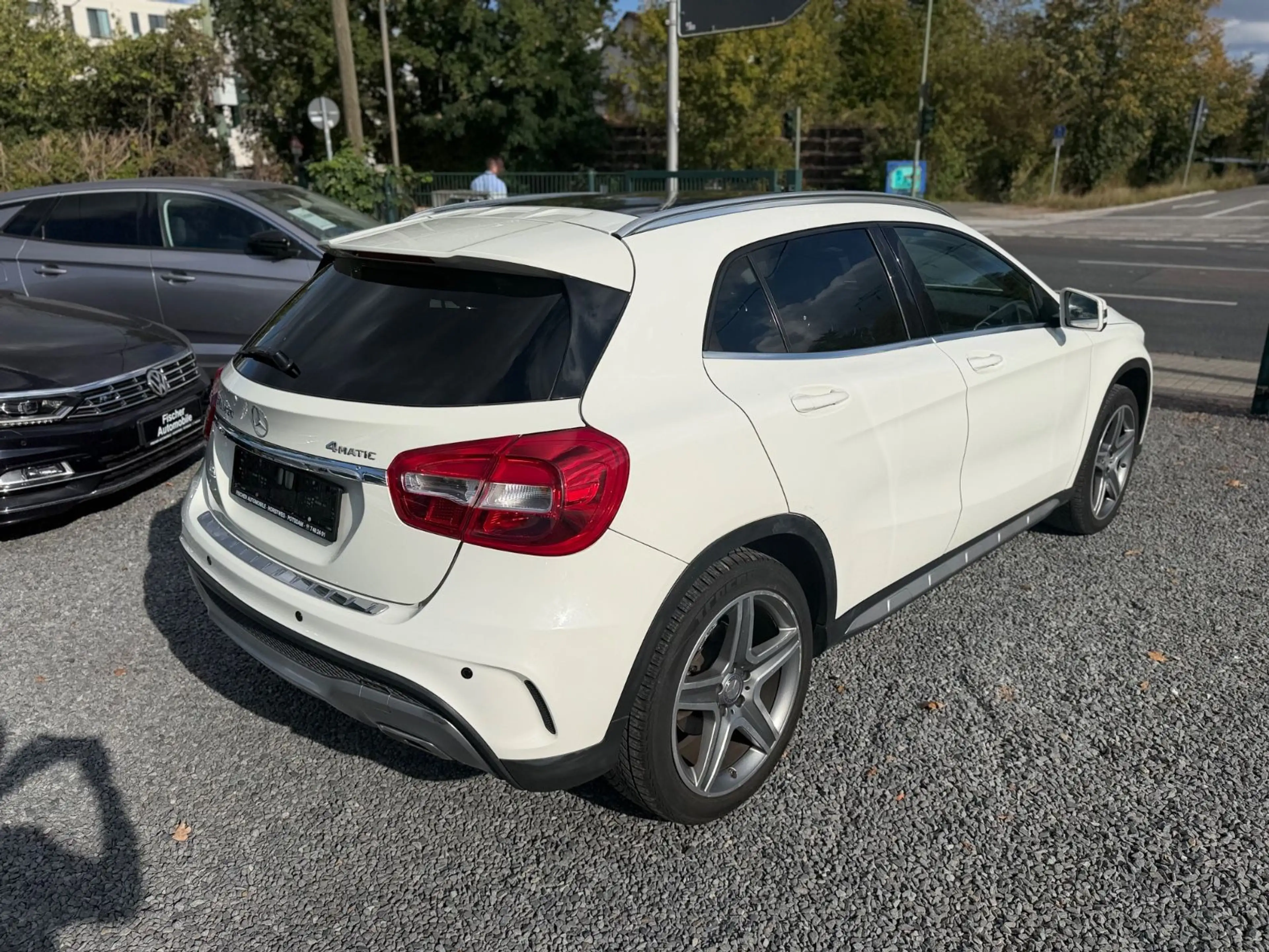 Mercedes-Benz GLA 250 4Matic+AMG+LEDER+AUTOM+PANO+SOUNDY+ — photo 5
