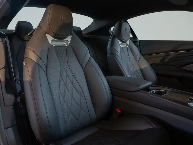 Maserati GranTurismo MODENA Ansicht 21