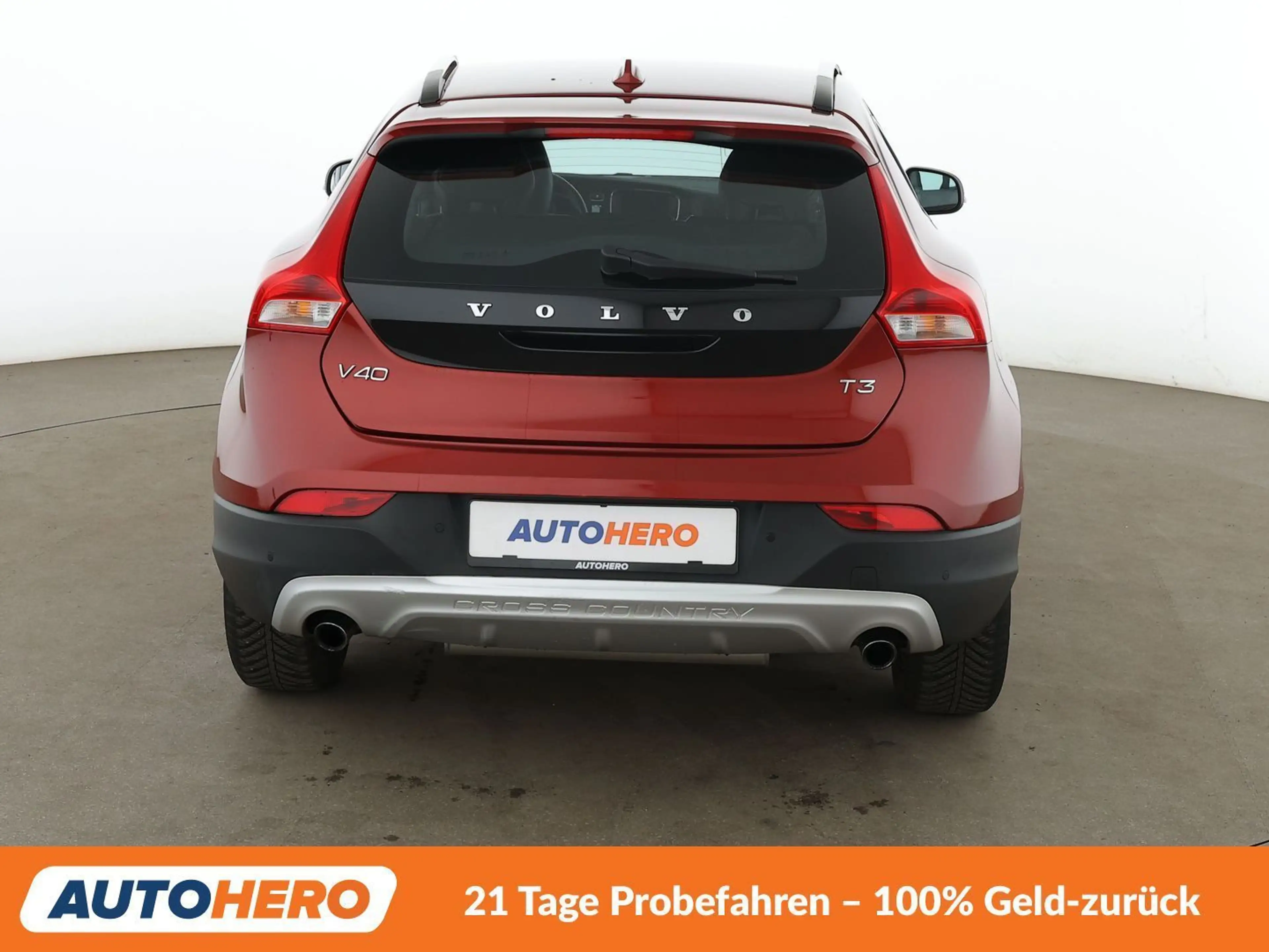 Volvo V40 Cross Country 2.0 T3 Plus*NAVI*TEMPO*PDC*SHZ*KLIMA* — photo 5
