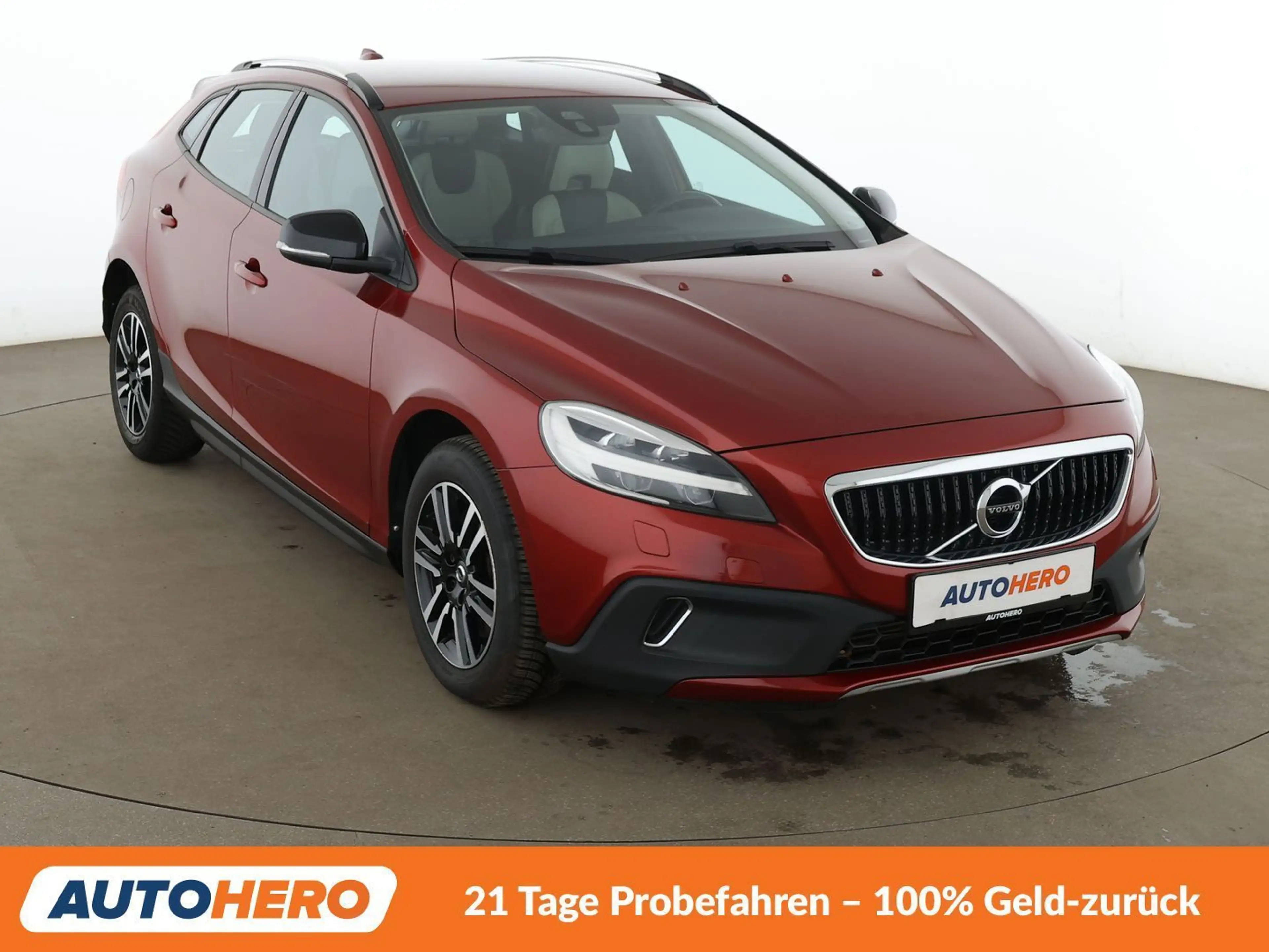 Volvo V40 Cross Country 2.0 T3 Plus*NAVI*TEMPO*PDC*SHZ*KLIMA* — photo 8