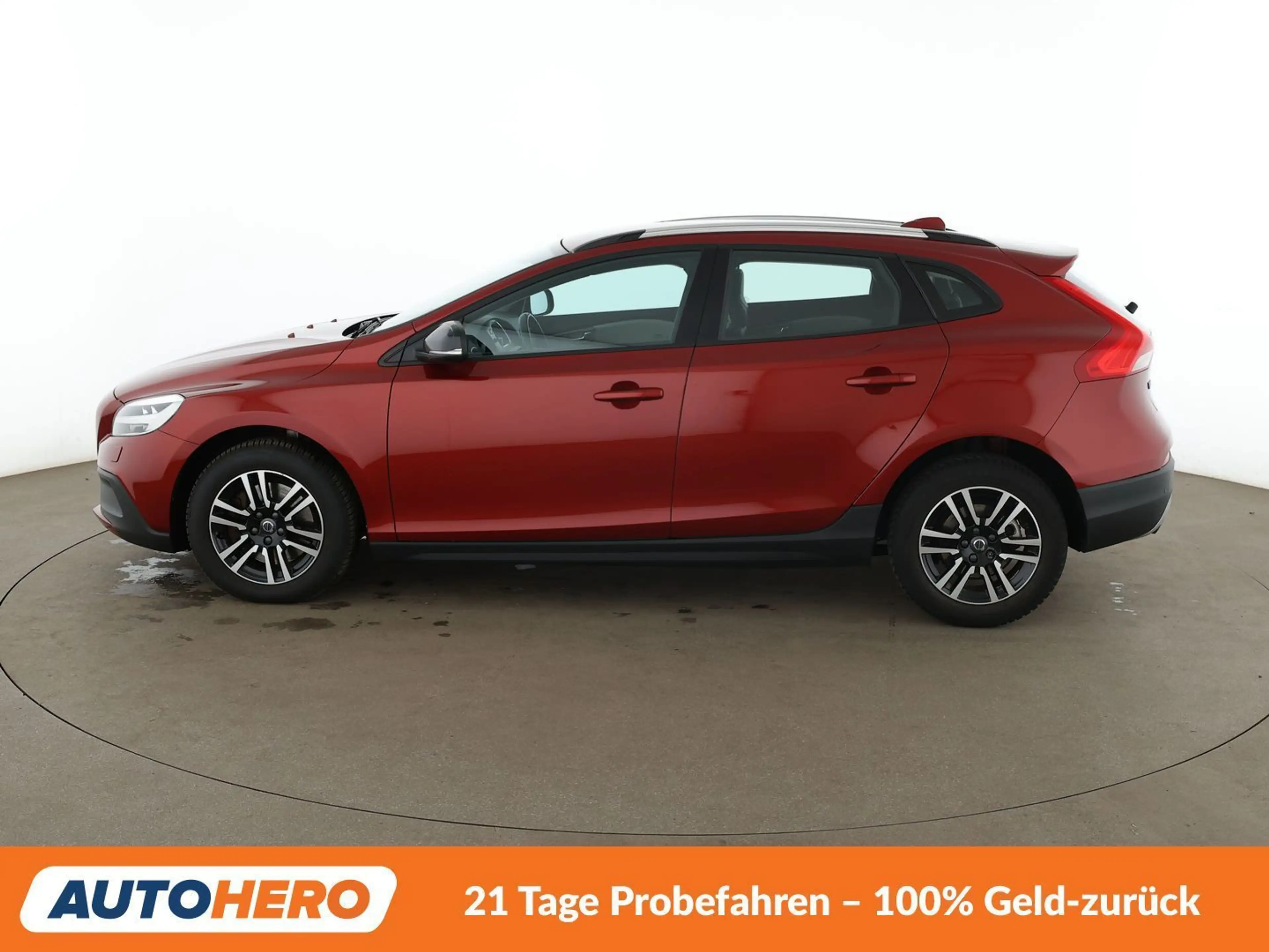 Volvo V40 Cross Country 2.0 T3 Plus*NAVI*TEMPO*PDC*SHZ*KLIMA* — photo 3