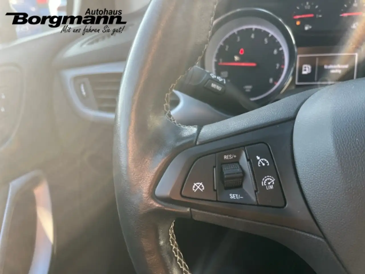 Opel Astra Edition 1.2 LED - Bluetooth - Sitzheizung - Park D 17