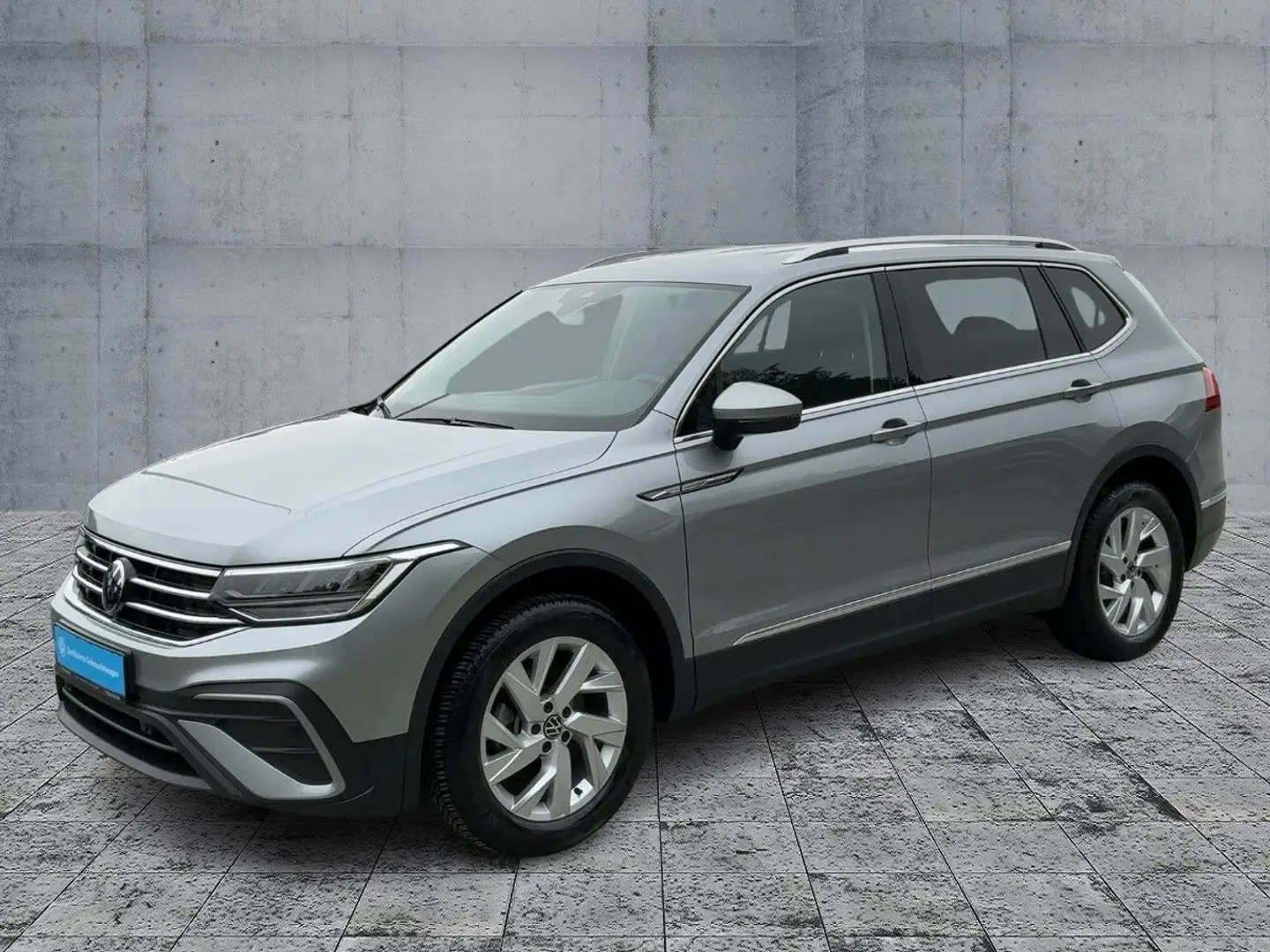 Volkswagen Tiguan Allspace 2.0 TDI DSG LIFE LED+NAVI+AHK+7S Zilver - 2