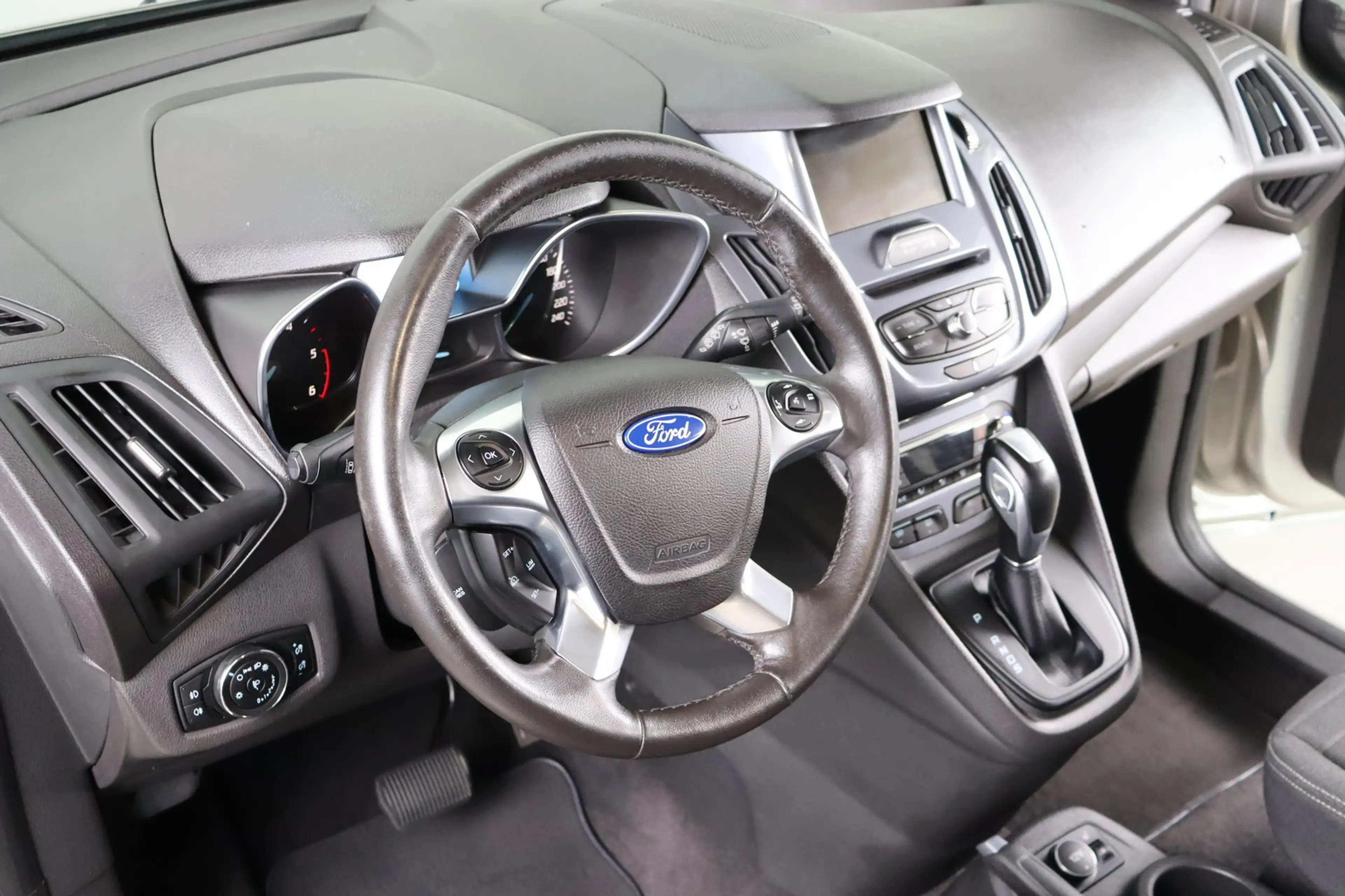 Ford Grand Tourneo Connect 1.5 TDCi * 7 Si. * Navi * Titanium — photo 11