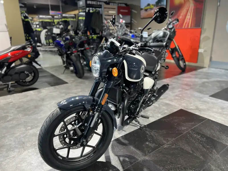 Royal Enfield Shotgun 650 stencil - foto 2